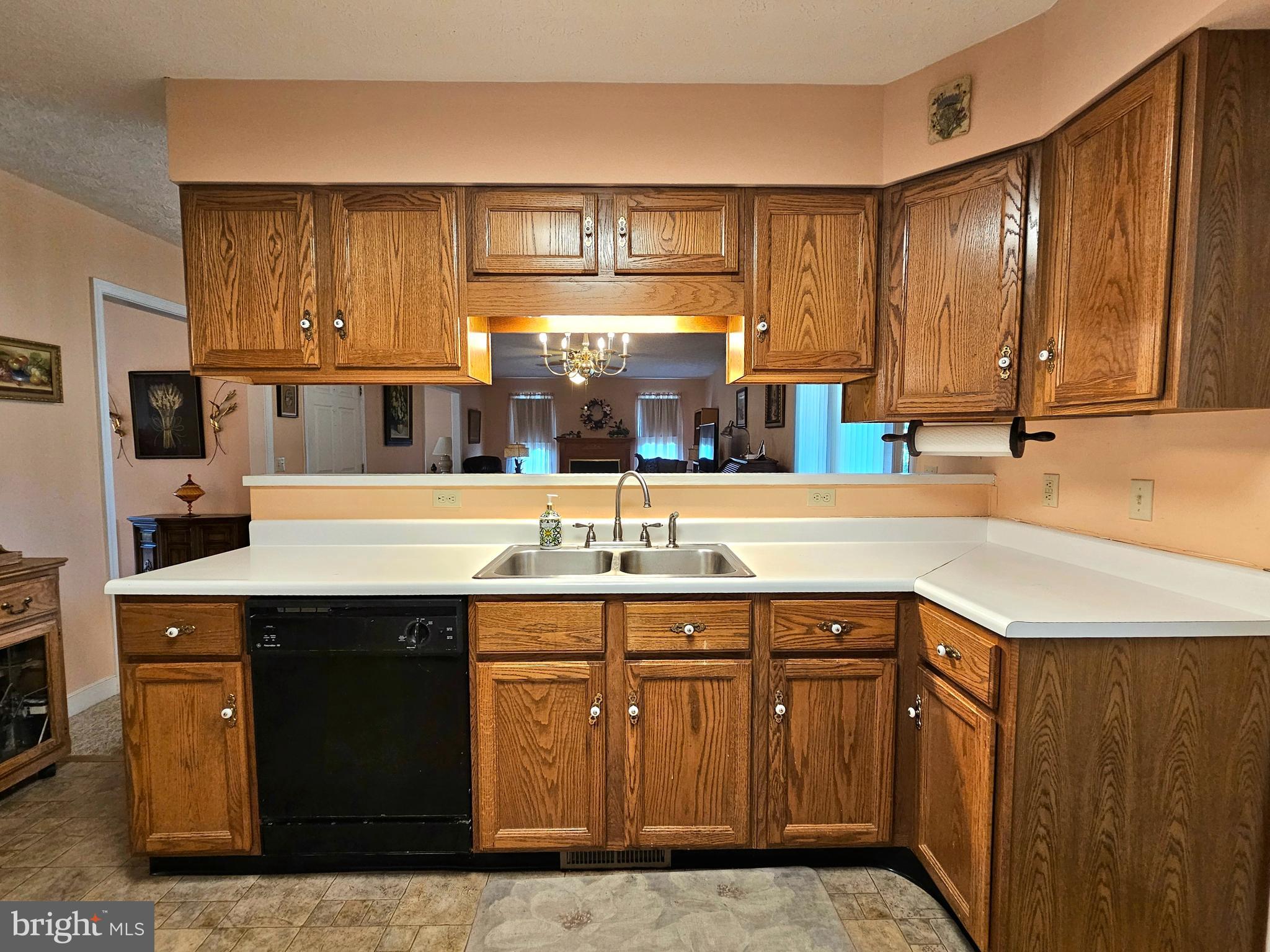6058 GLOUCESTER COURT