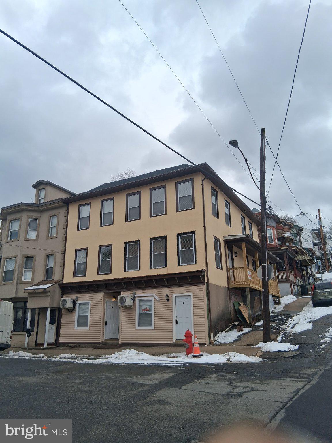 219 N 3RD STREET 221