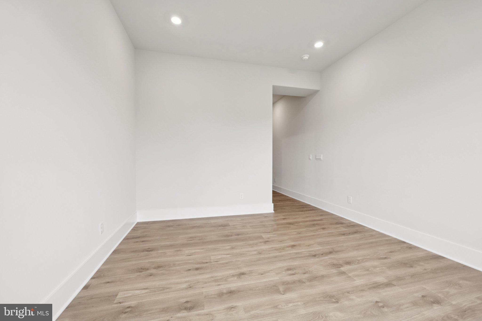 PARKGATE ESTATES - Residential