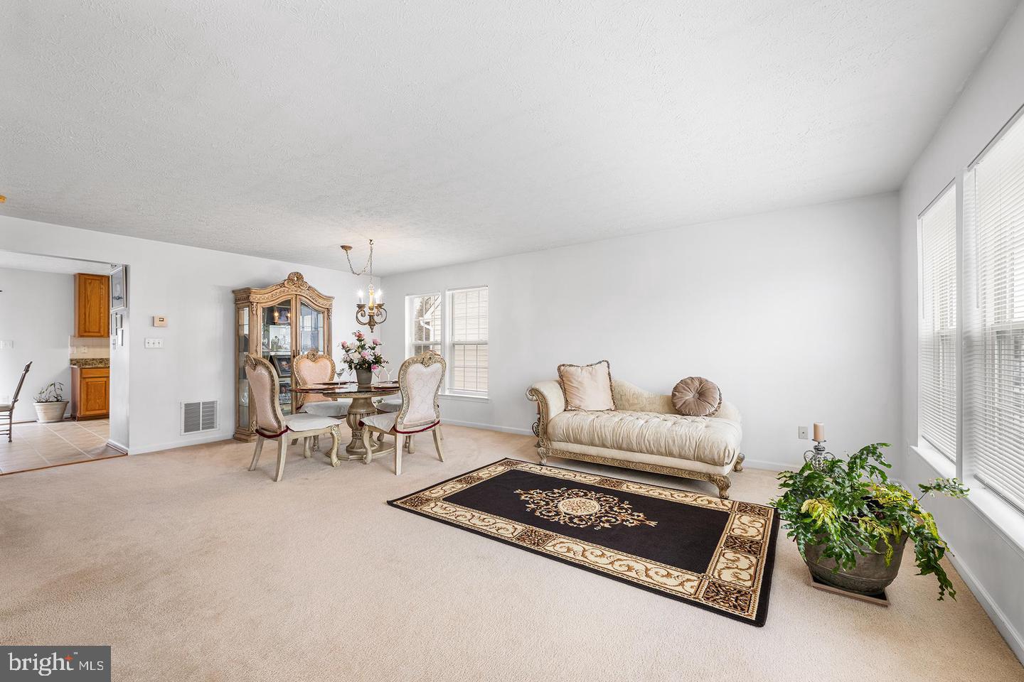 260 GOLDEN PLOVER DRIVE