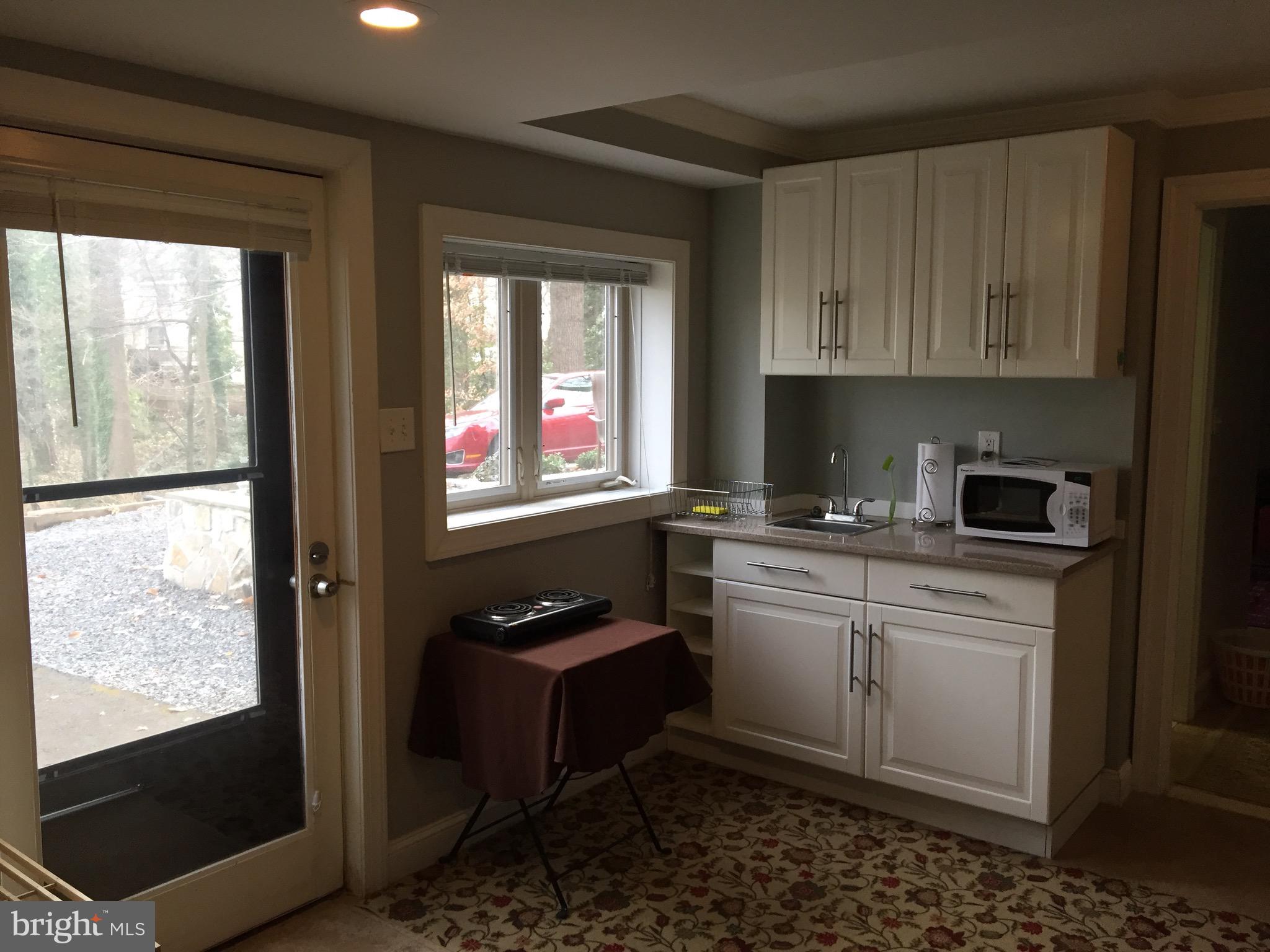 CHESTNUT HILL - Residential