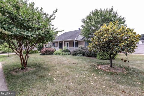 Homes For Sale - 201 Shining Willow Way<br/> LA PLATA, MD 20646