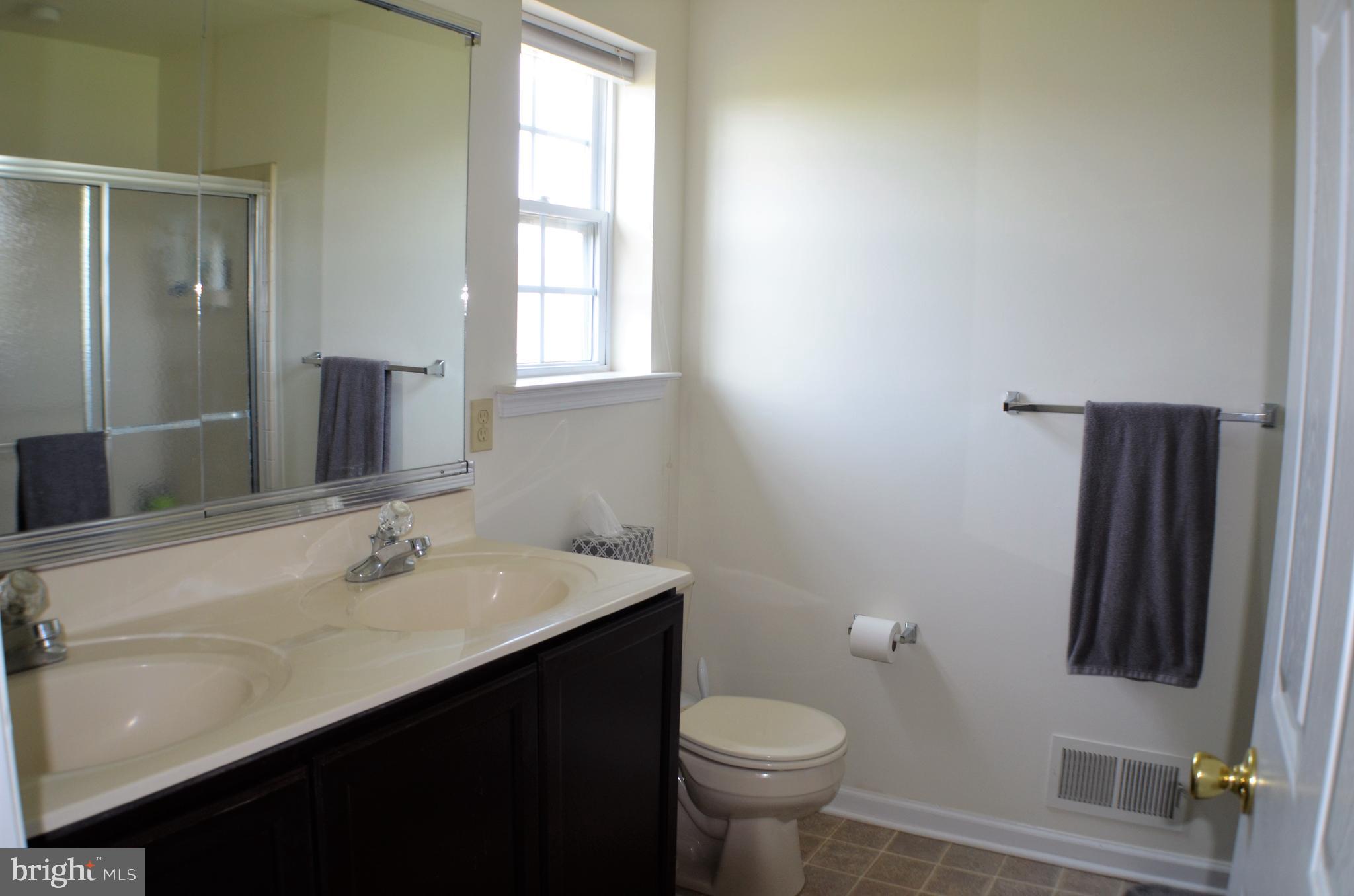 SPRING RIDGE CROSSIN - Residential Lease