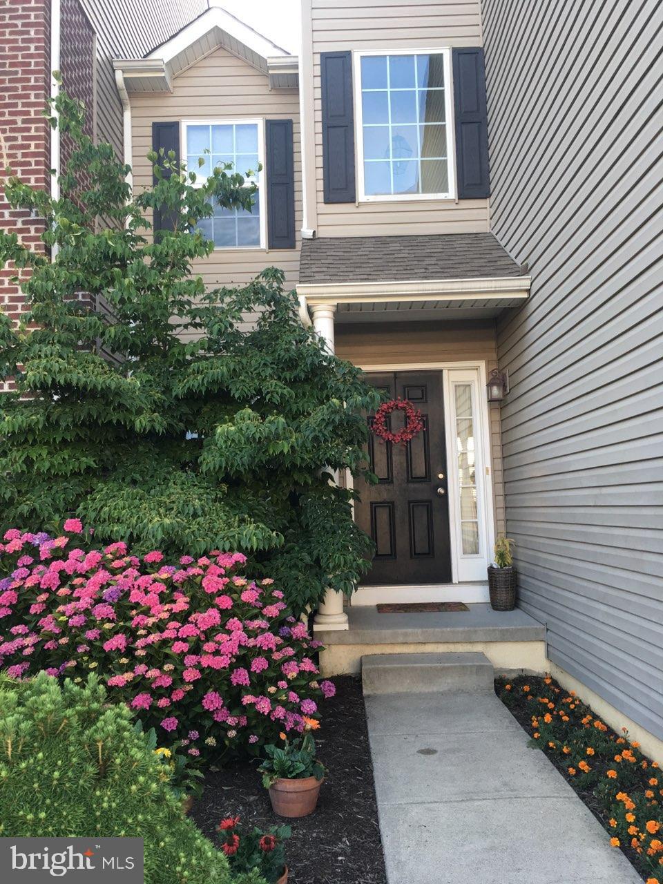 SPRING RIDGE CROSSIN - Residential Lease