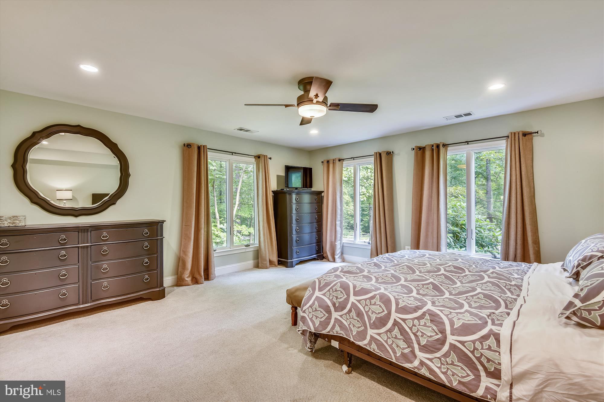 CLIFTON DOWNS - Residential