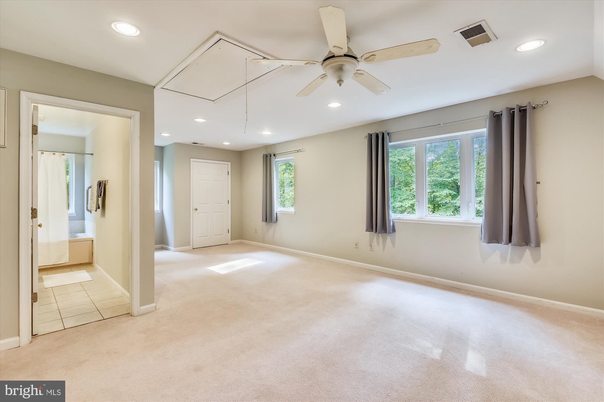 CLIFTON DOWNS - Residential