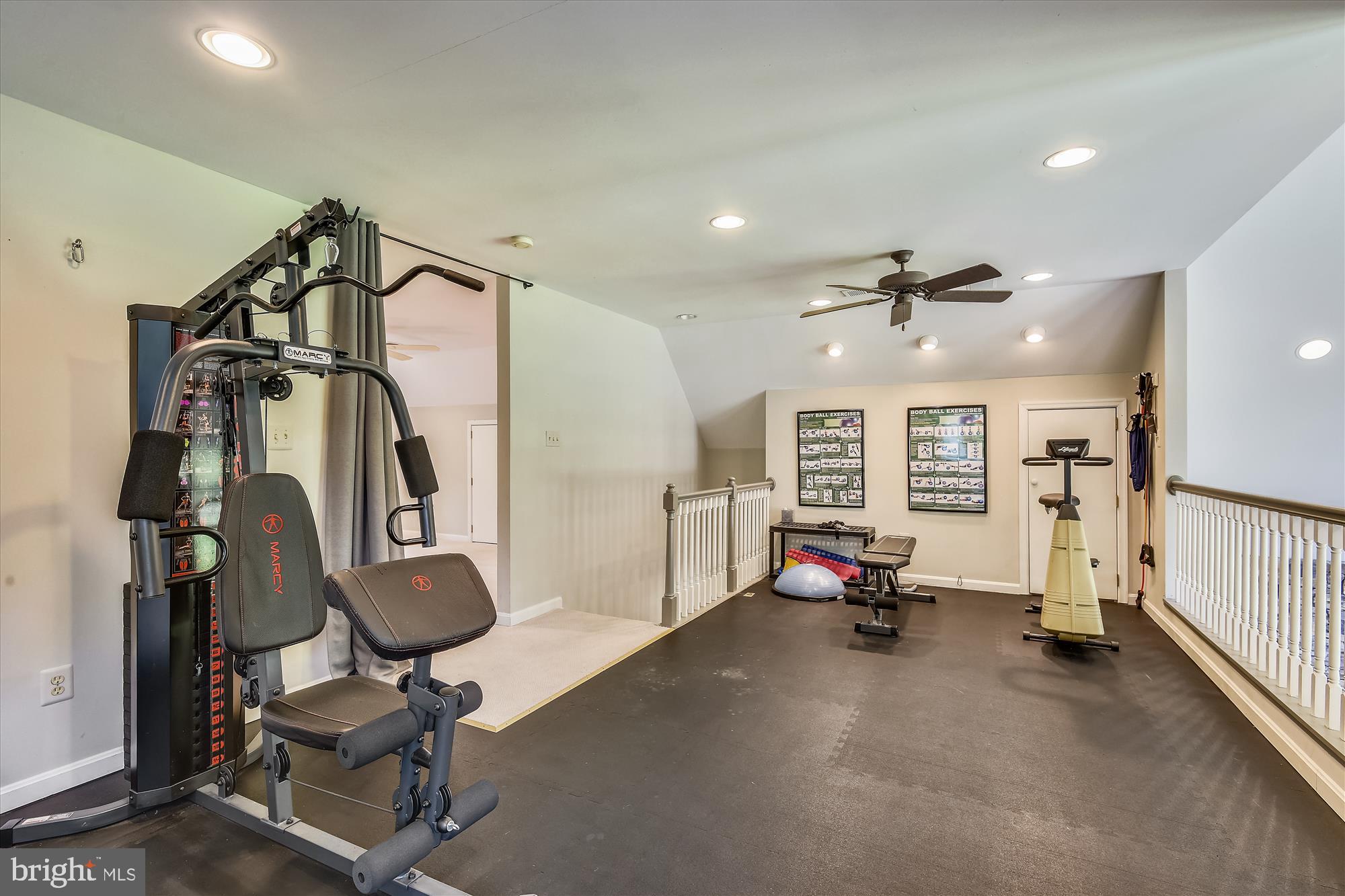 CLIFTON DOWNS - Residential