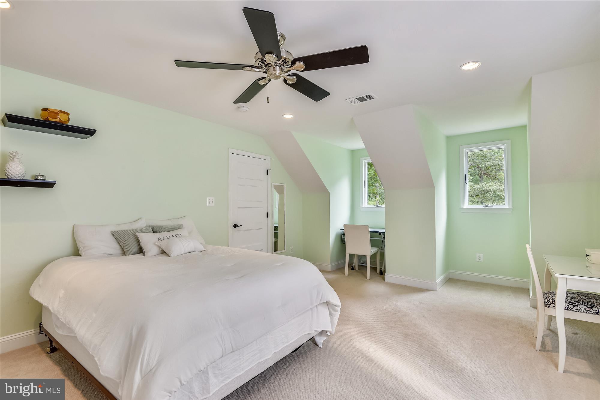 CLIFTON DOWNS - Residential