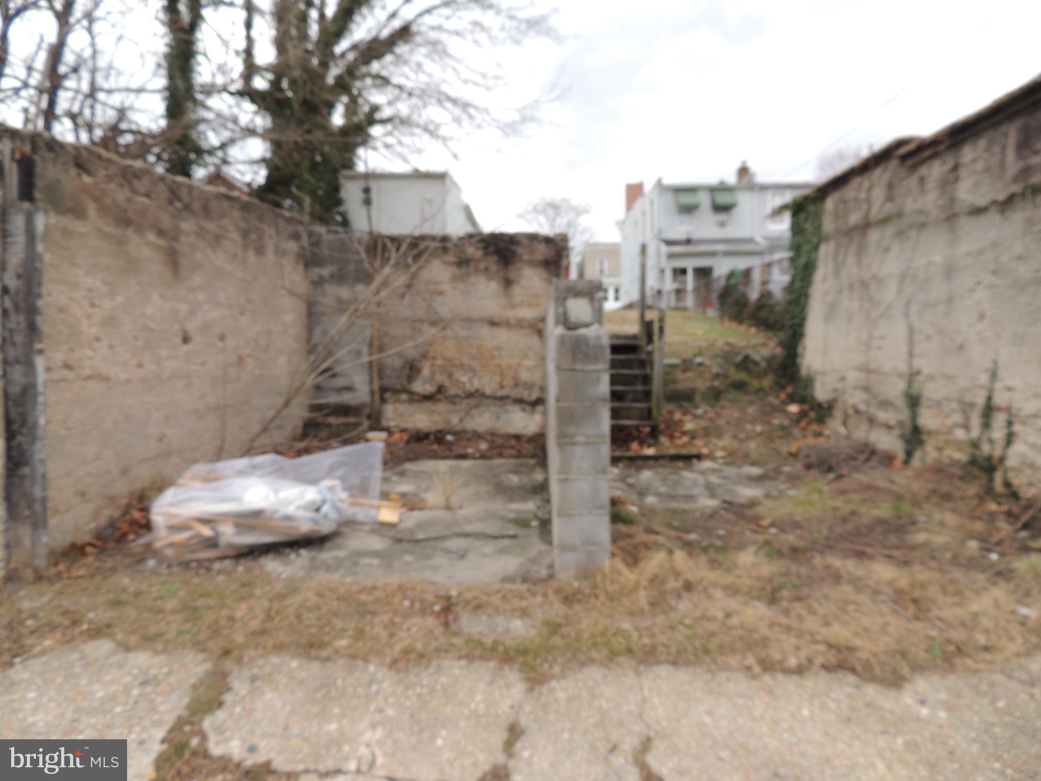 HAMPDEN HISTORIC DISTRICT - Residential