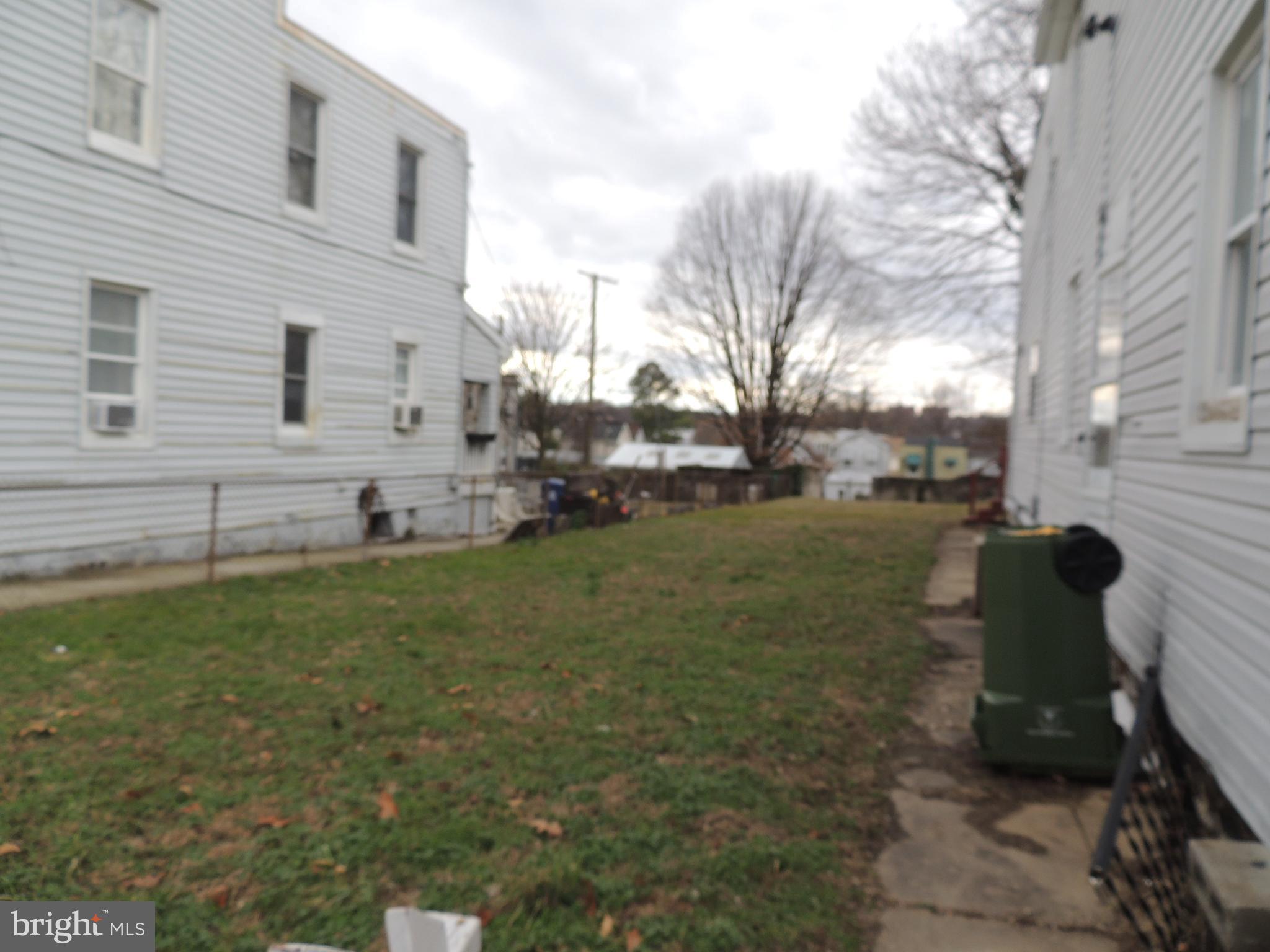 HAMPDEN HISTORIC DISTRICT - Residential