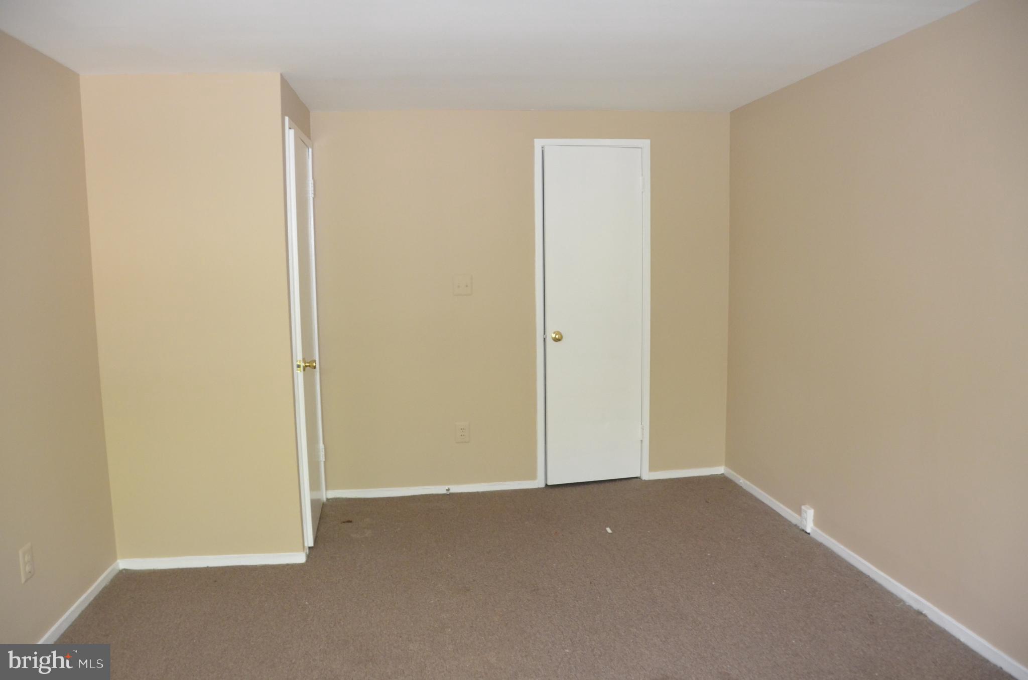 NATHANS HILL - Residential Lease