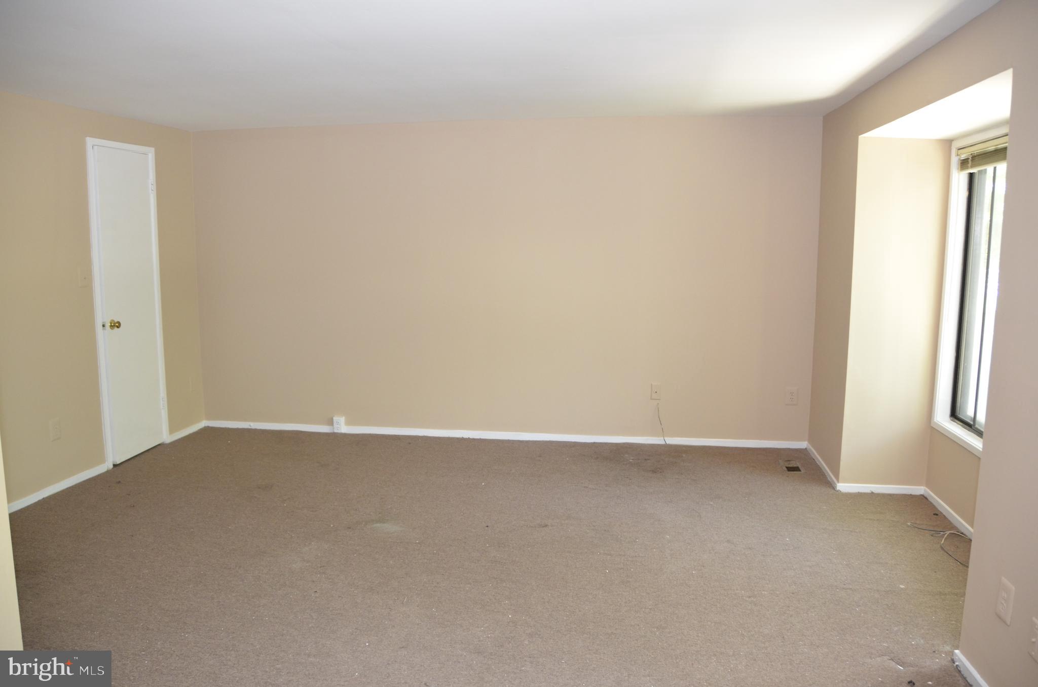 NATHANS HILL - Residential Lease