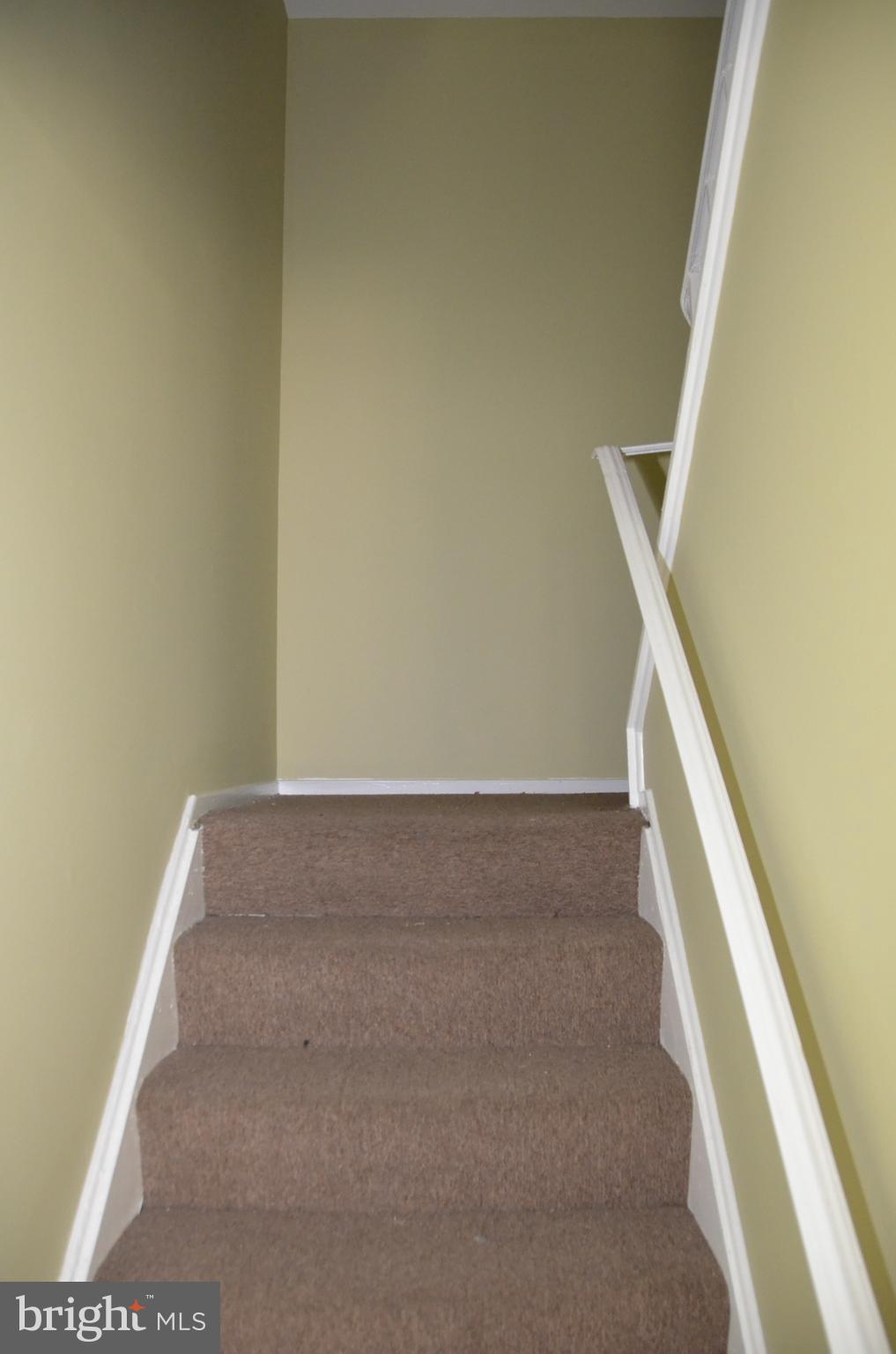 NATHANS HILL - Residential Lease