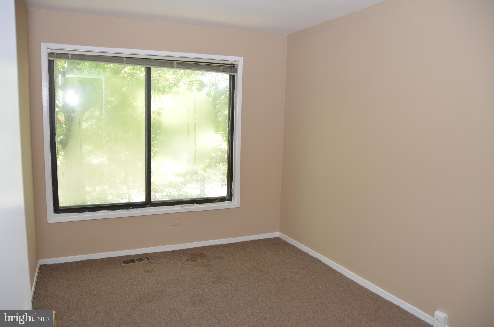 NATHANS HILL - Residential Lease