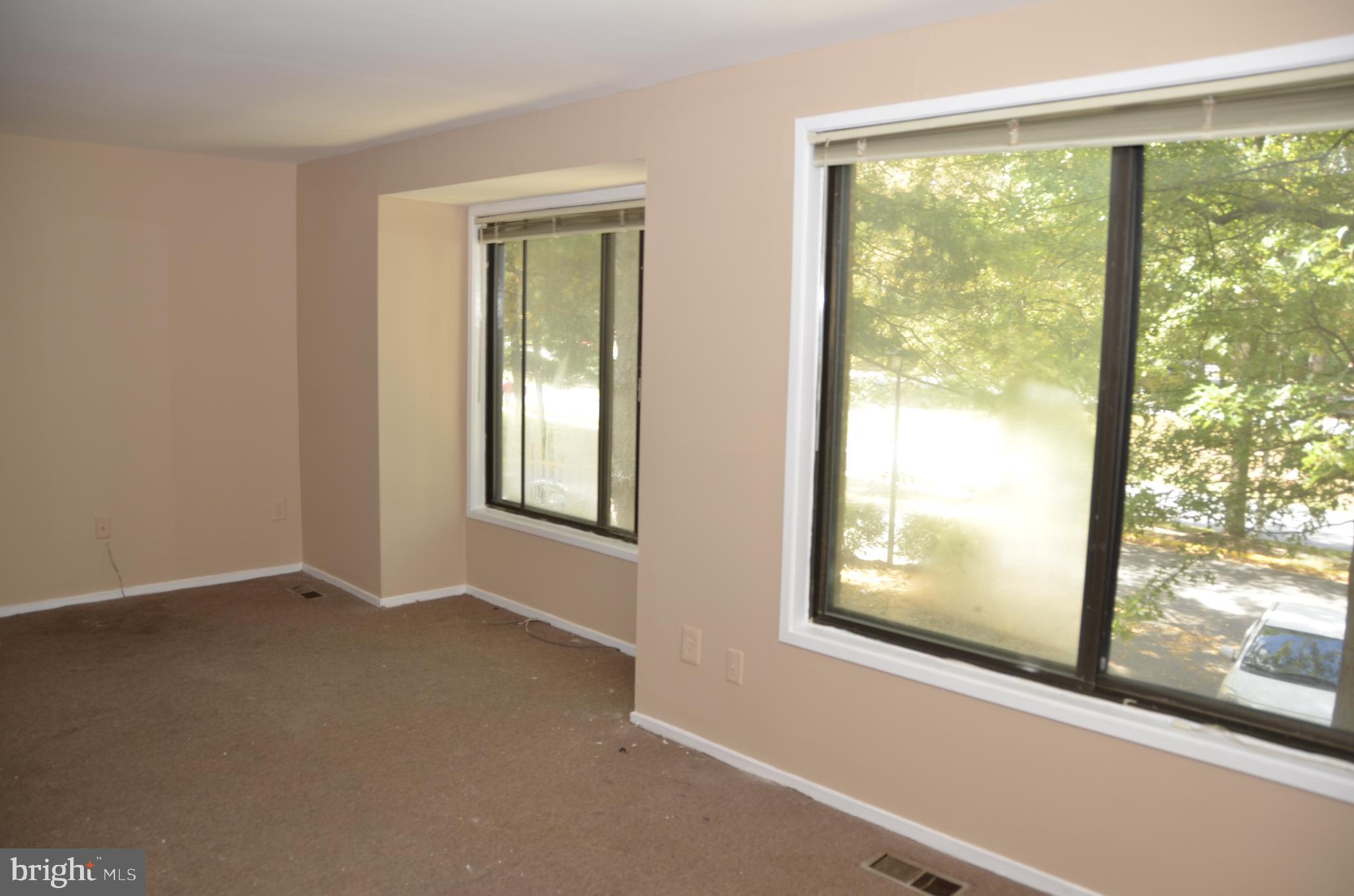 NATHANS HILL - Residential Lease