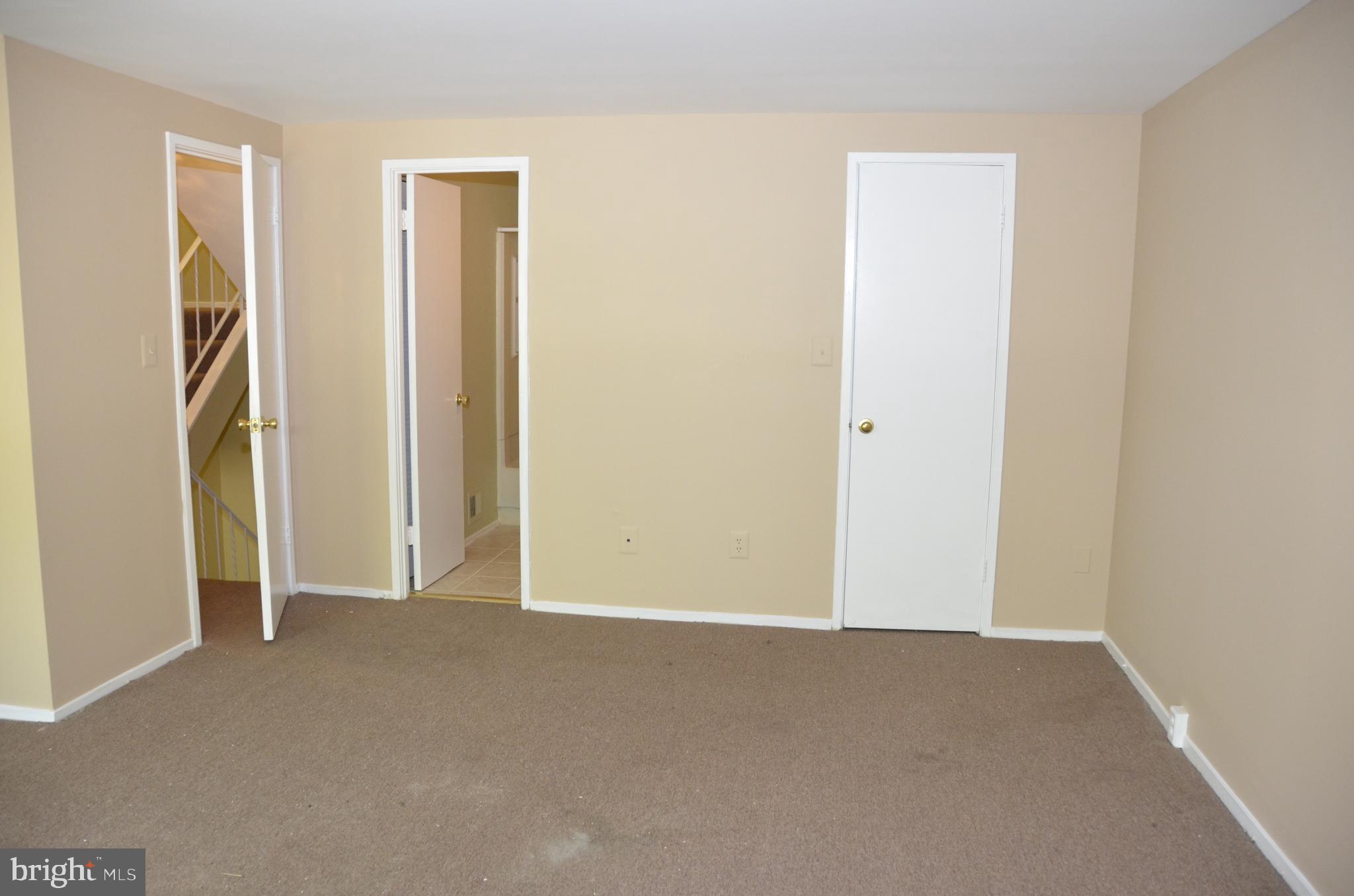 NATHANS HILL - Residential Lease