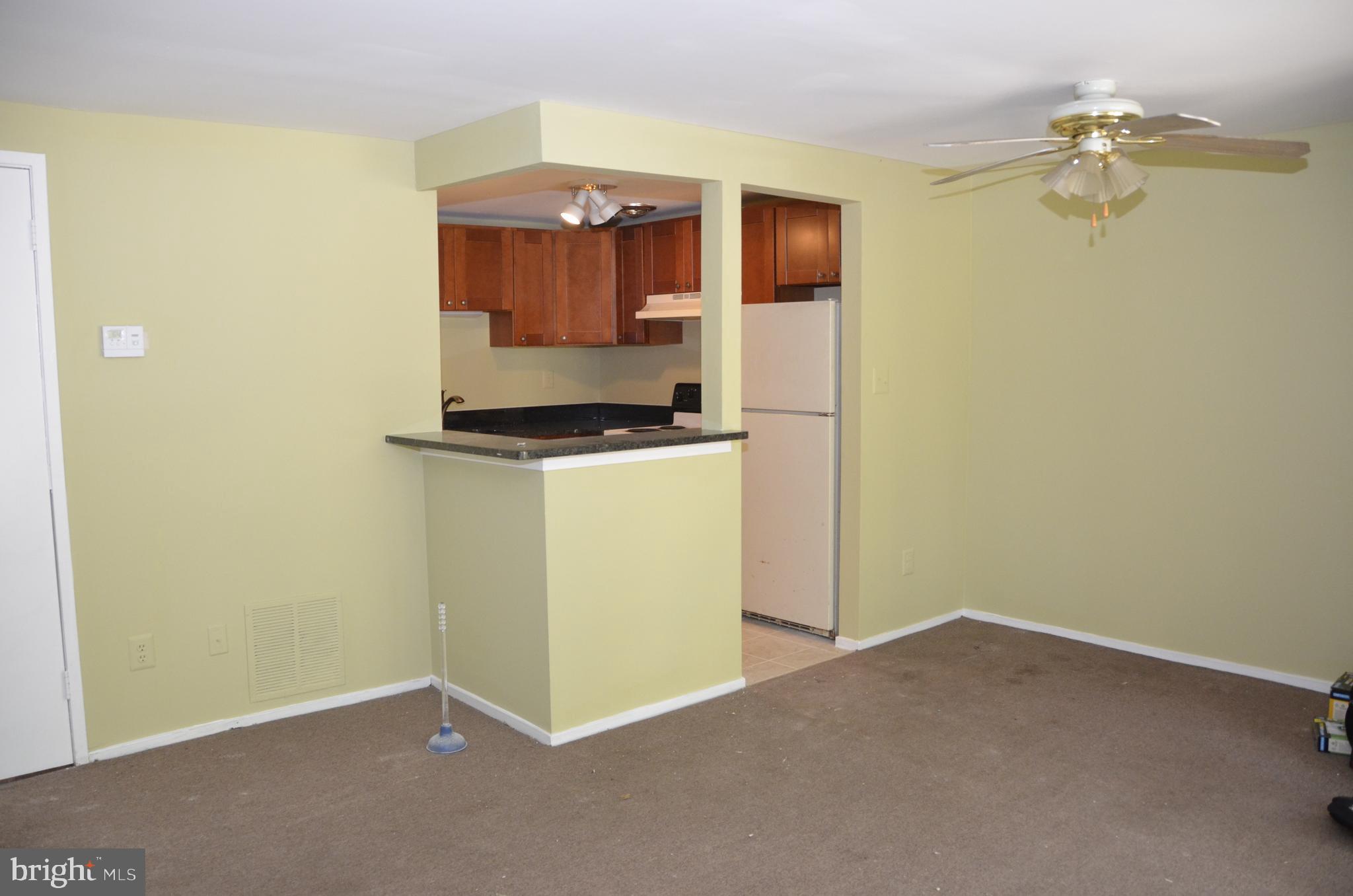 NATHANS HILL - Residential Lease