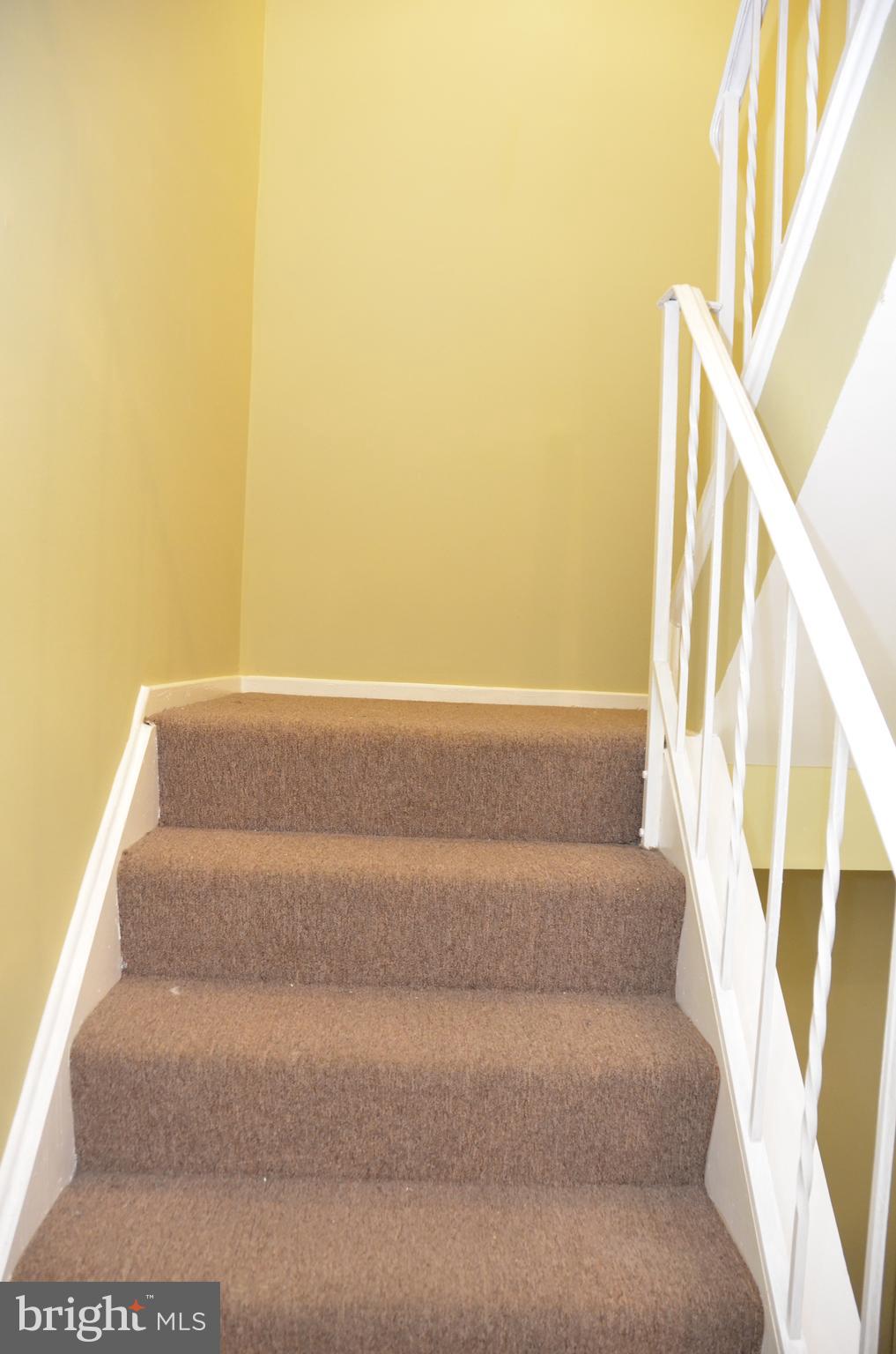 NATHANS HILL - Residential Lease