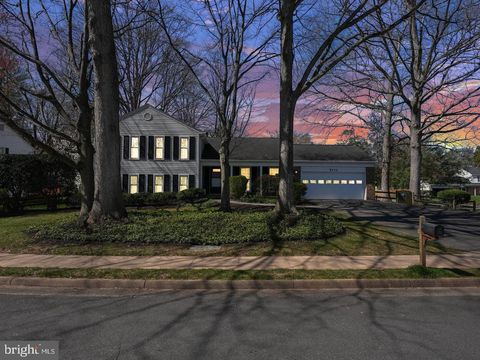 5112 BRADFIELD DRIVE ANNANDALE VA 22003