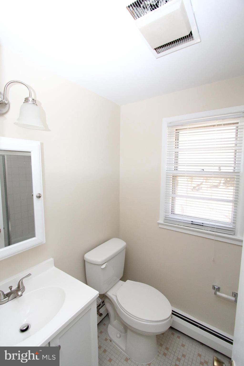 MARUMSCO HILLS - Residential Lease