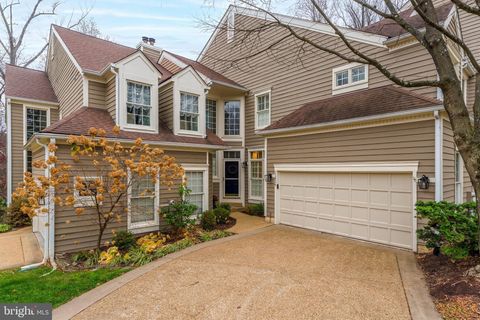 11426 HOLLOW TIMBER COURT RESTON VA 20194