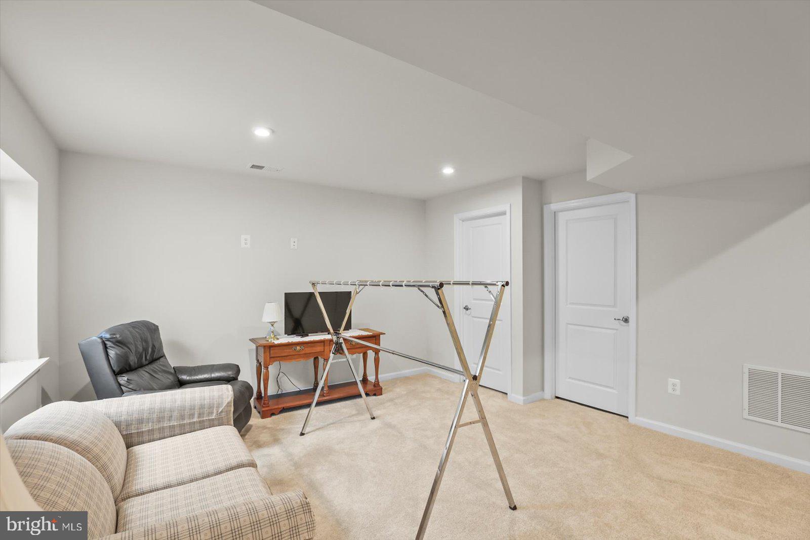 SPRING FORGE - Residential