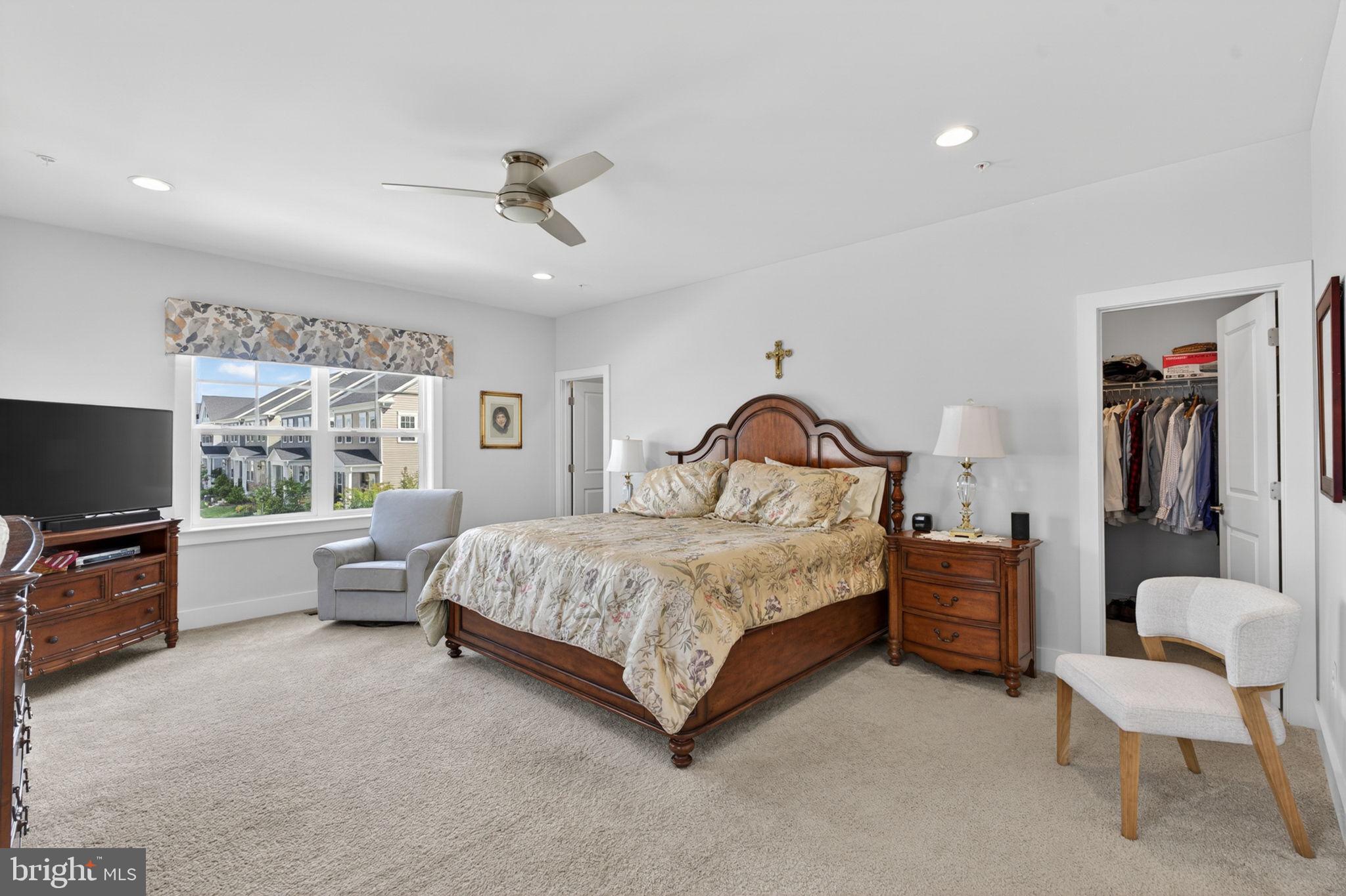TWO RIVERS - Residential