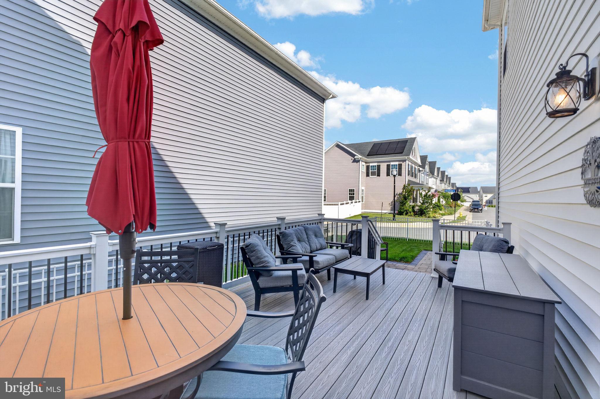 TWO RIVERS - Residential