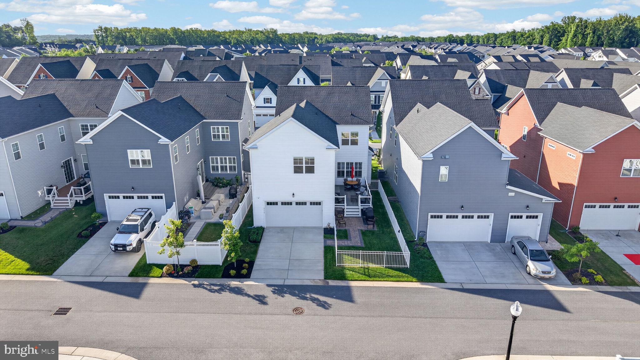 TWO RIVERS - Residential