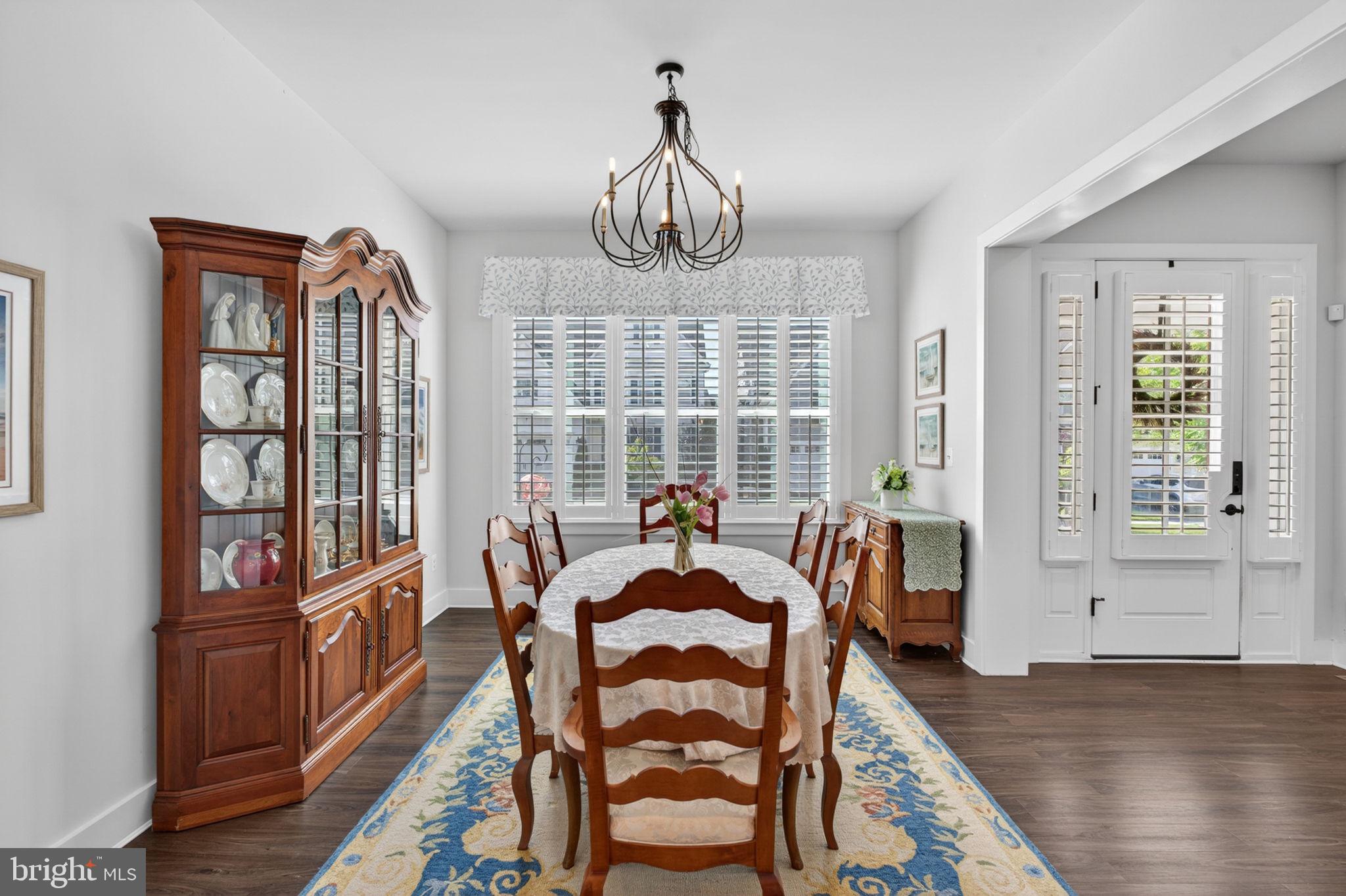 TWO RIVERS - Residential