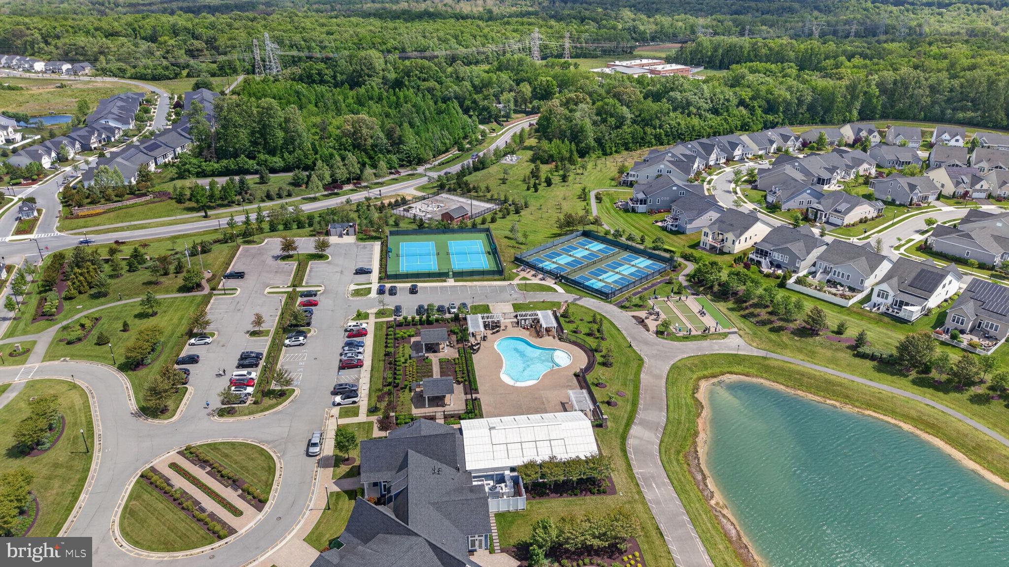 TWO RIVERS - Residential