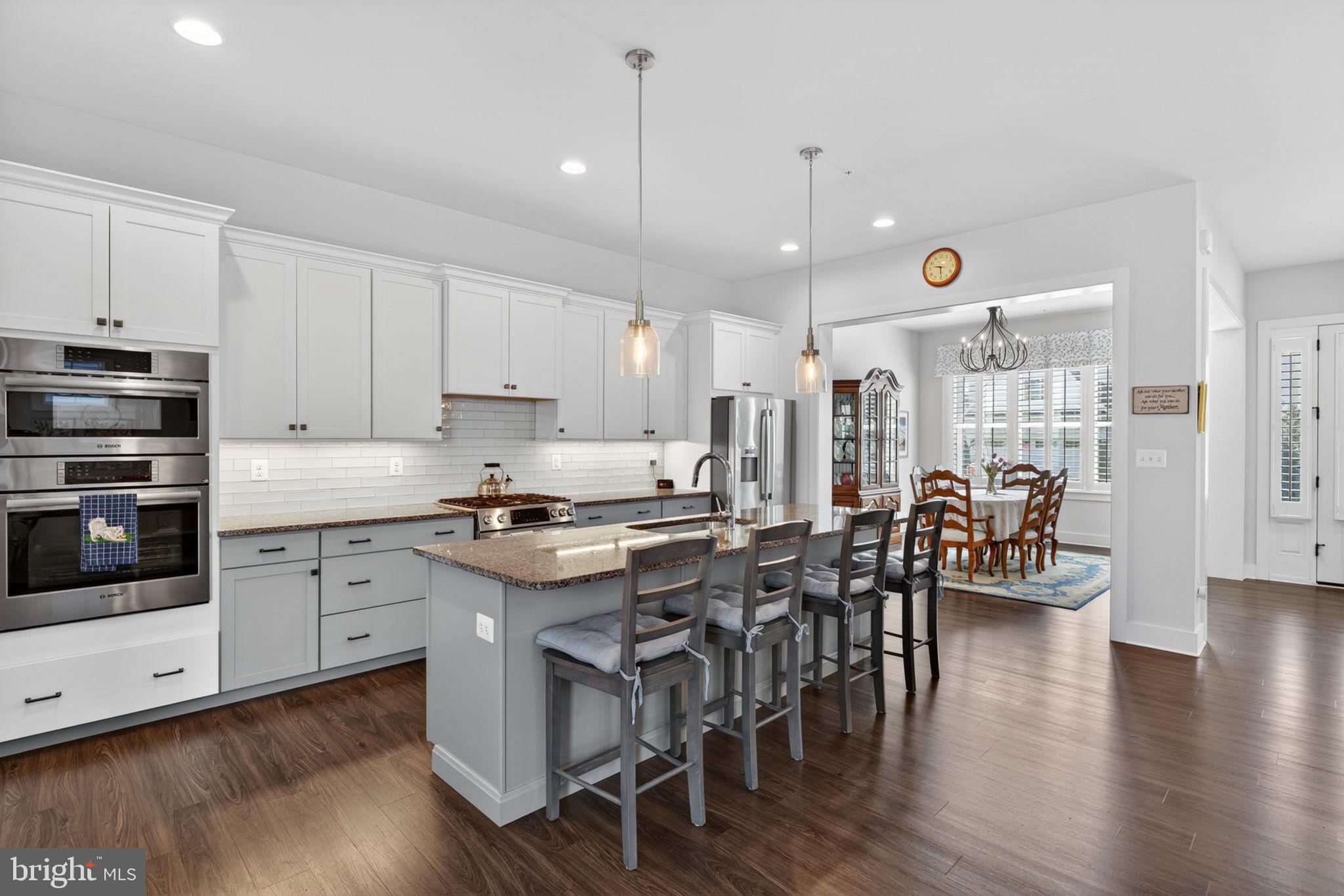 TWO RIVERS - Residential