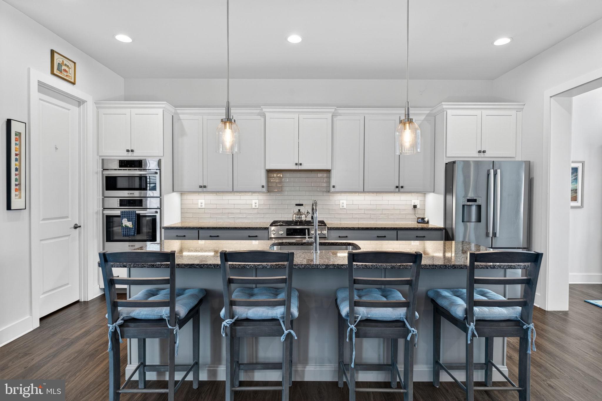 TWO RIVERS - Residential