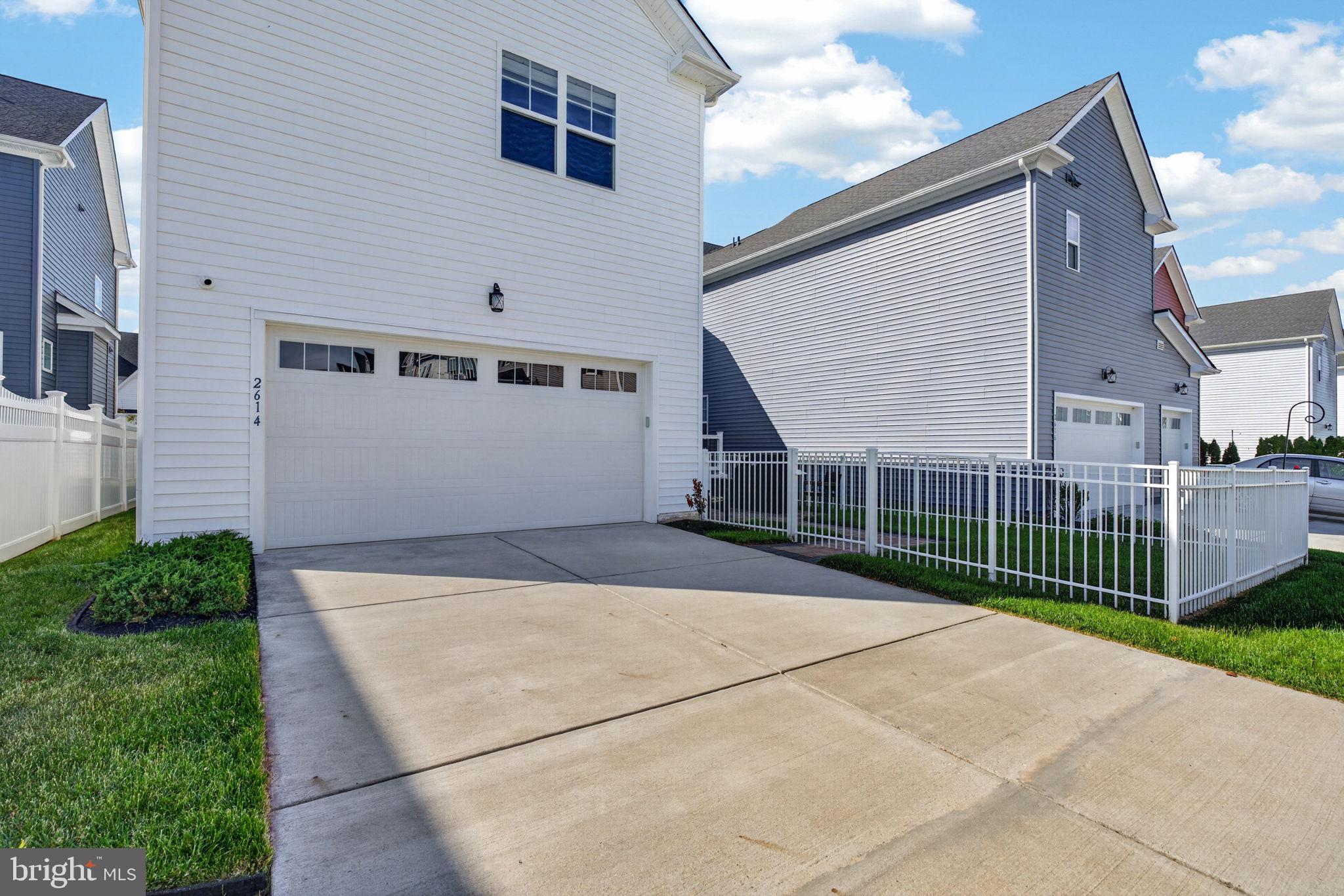 TWO RIVERS - Residential