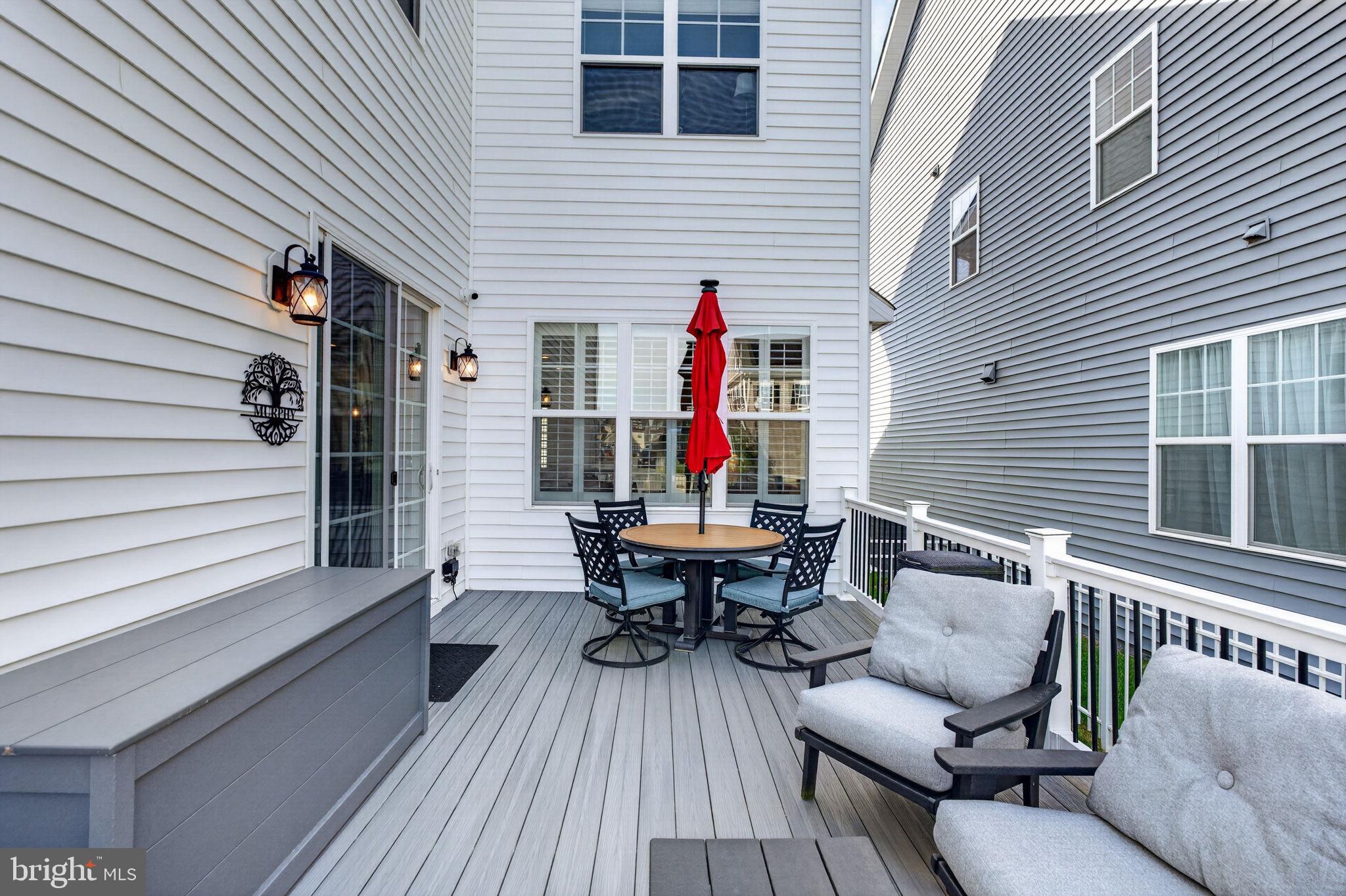 TWO RIVERS - Residential