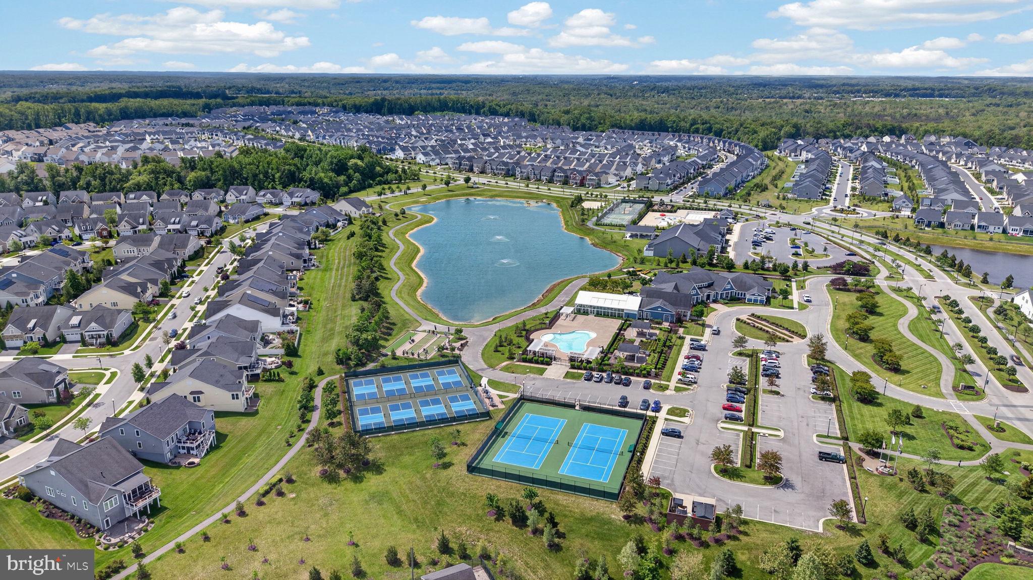 TWO RIVERS - Residential