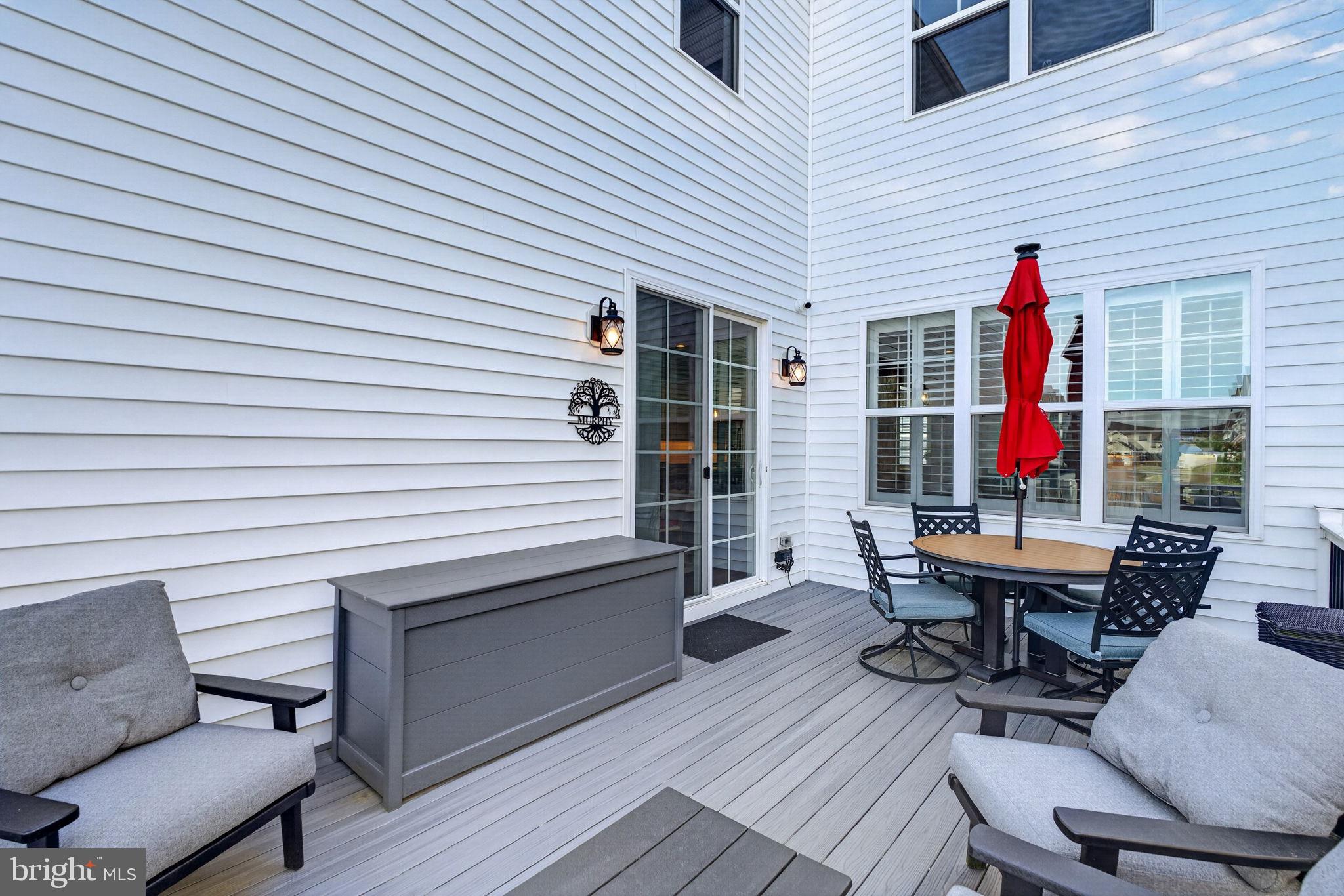 TWO RIVERS - Residential