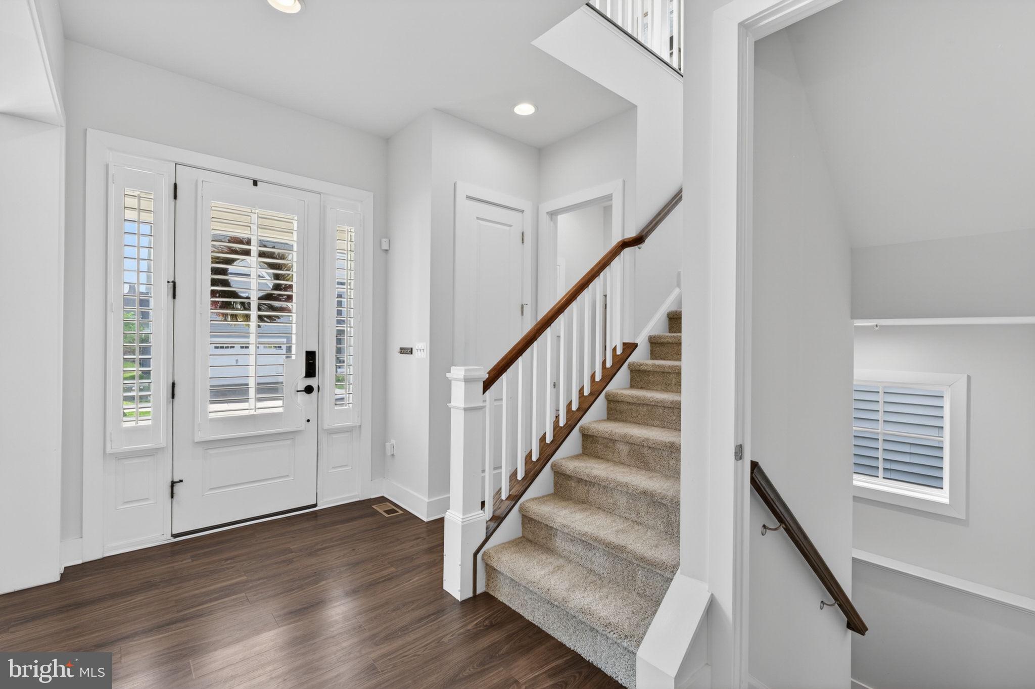 TWO RIVERS - Residential
