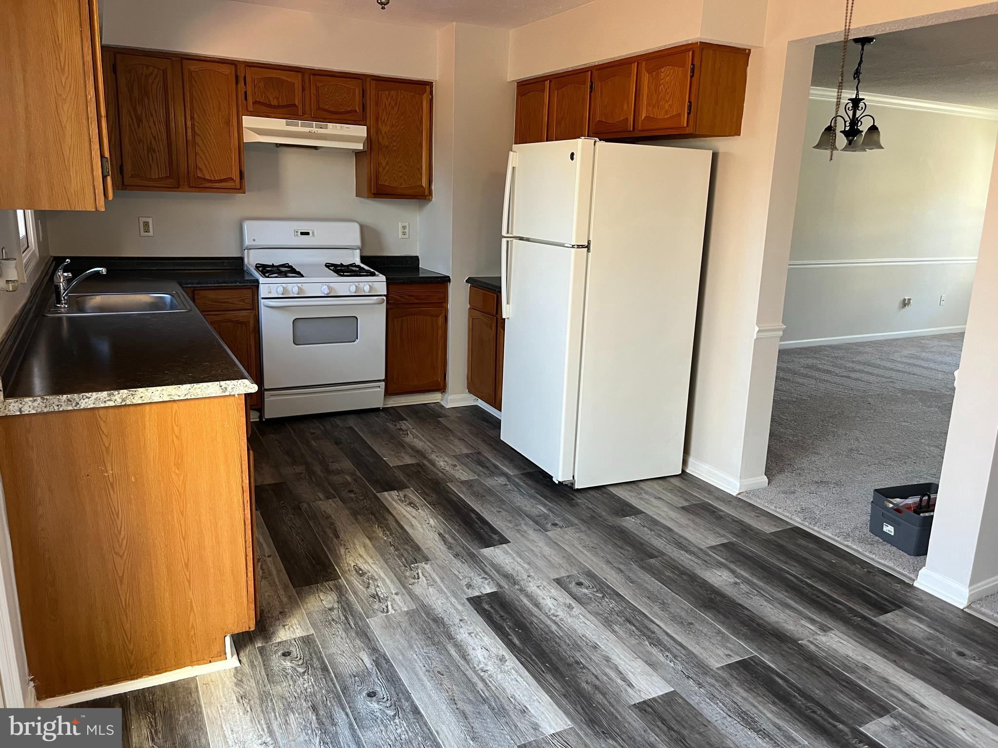 BALLANTRAYE - Residential Lease