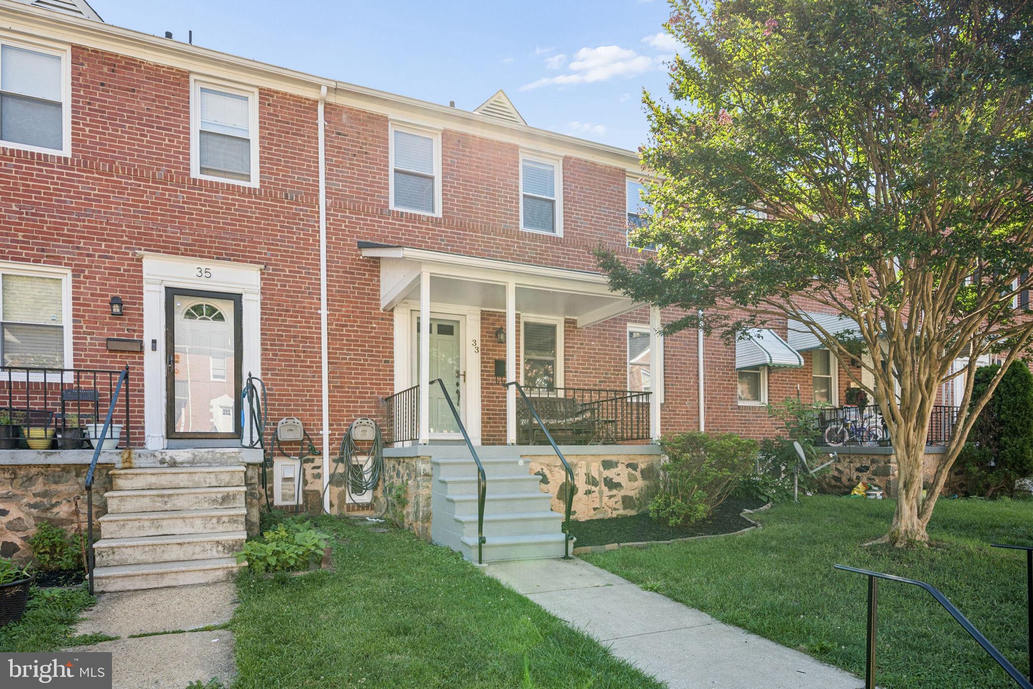 33 BRIARWOOD ROAD