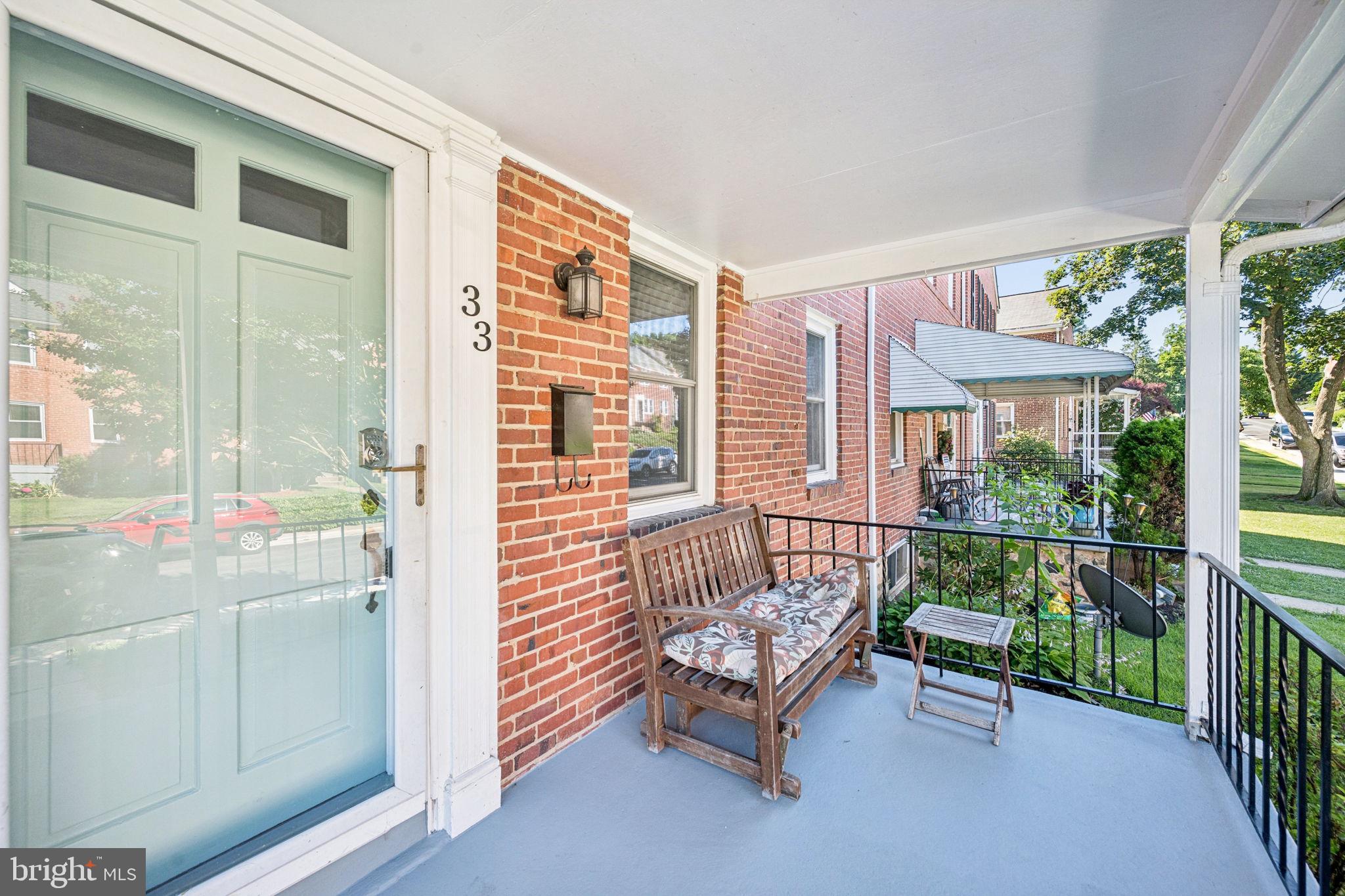 33 BRIARWOOD ROAD