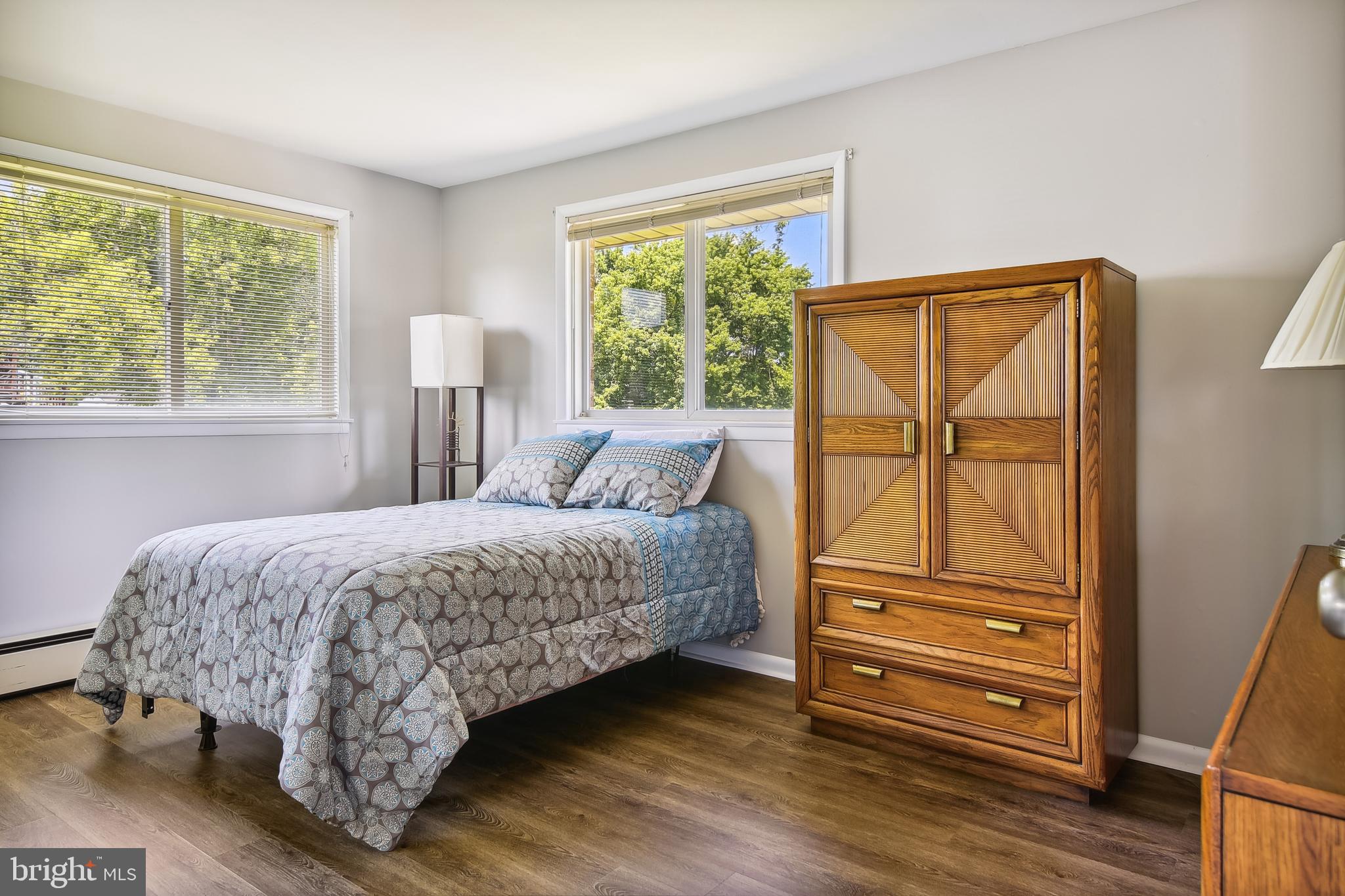 ROSEDALE - Residential