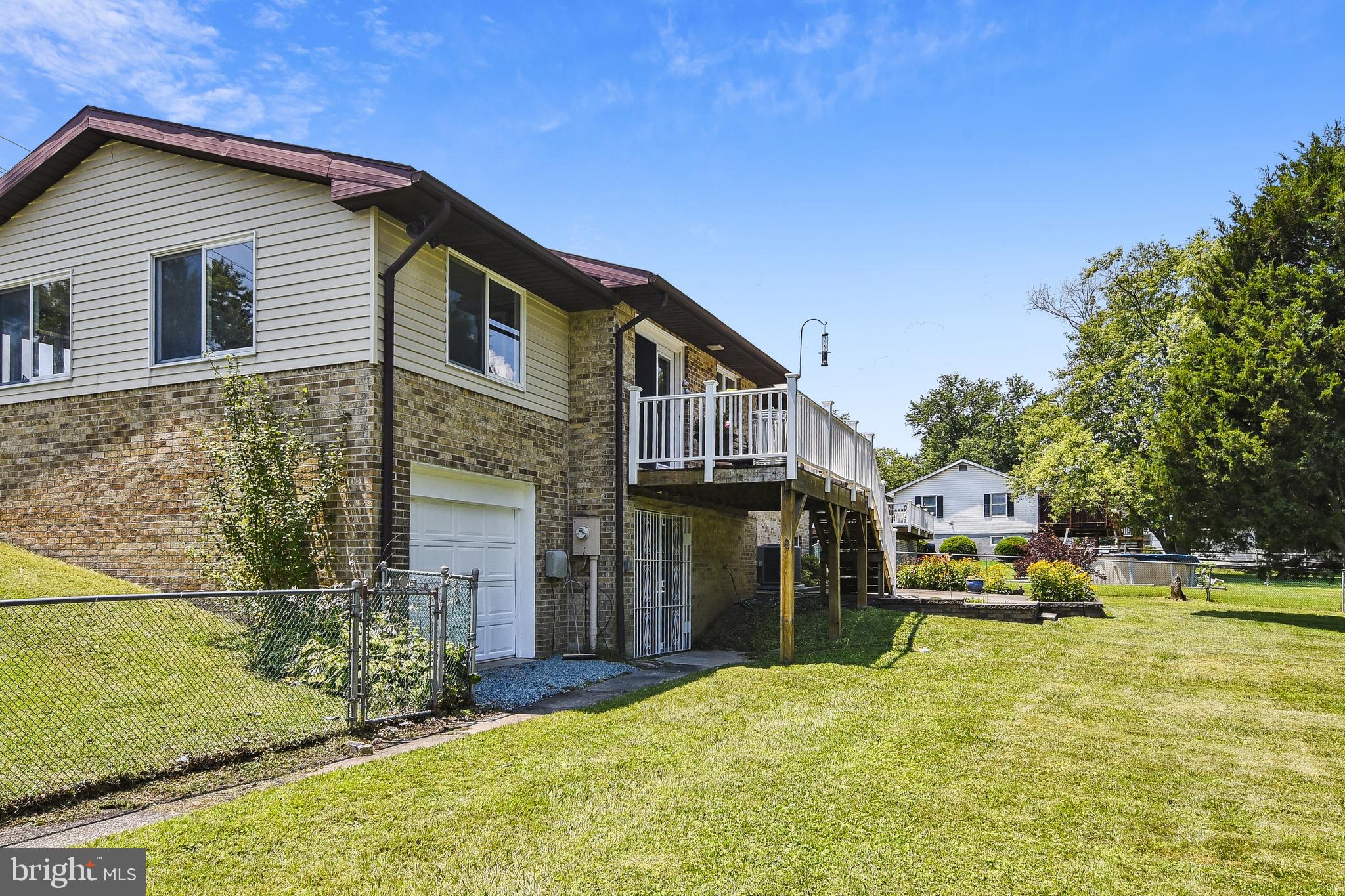 ROSEDALE - Residential