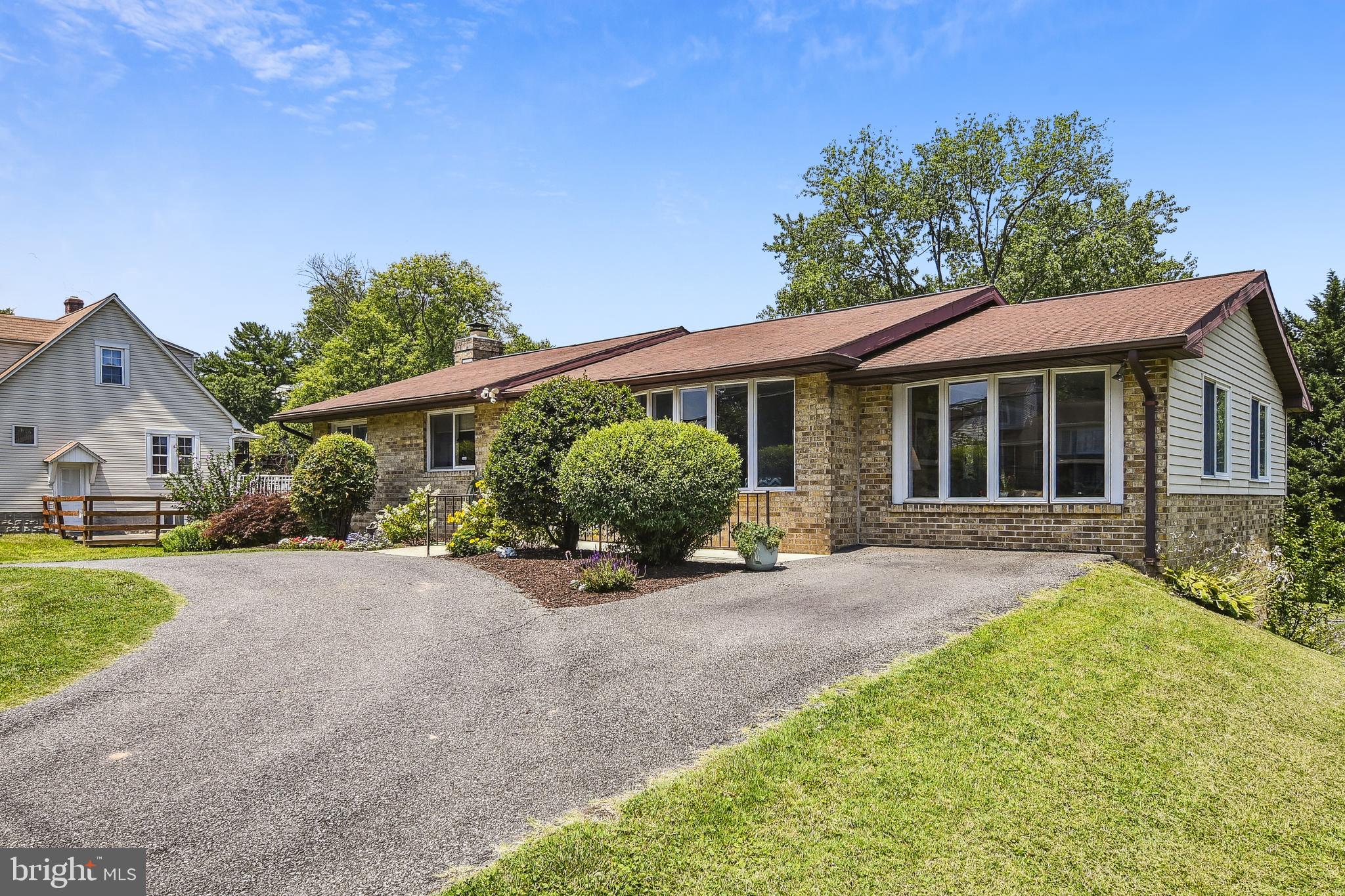 ROSEDALE - Residential