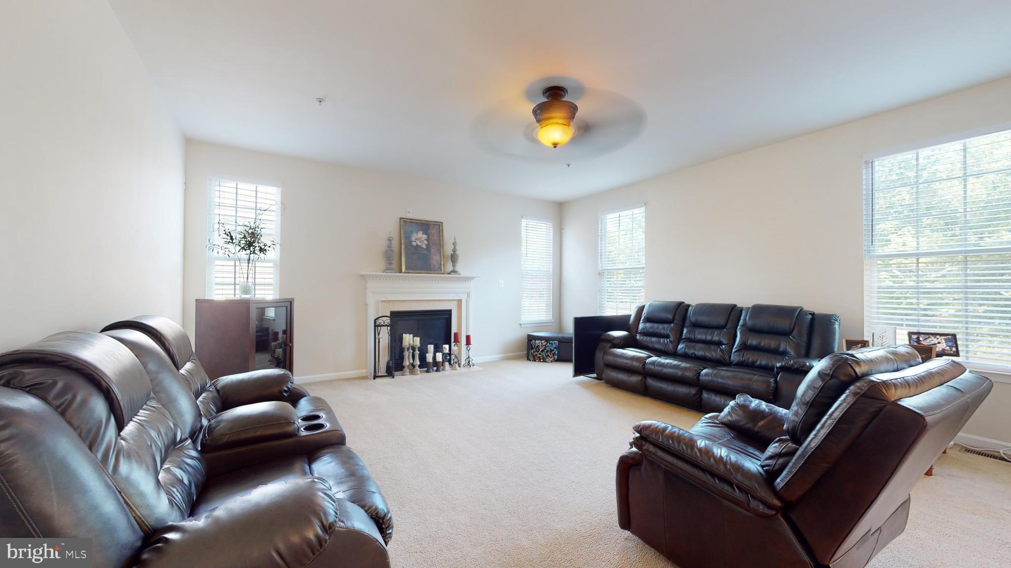 BRENTWOOD - Residential