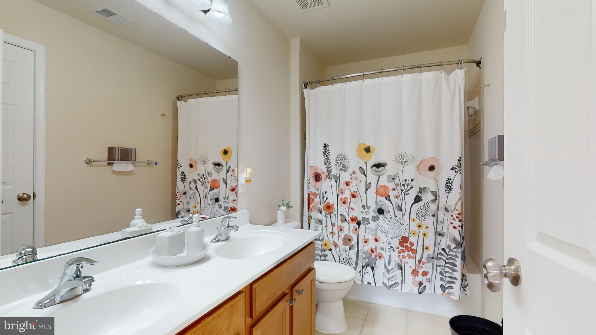 BRENTWOOD - Residential