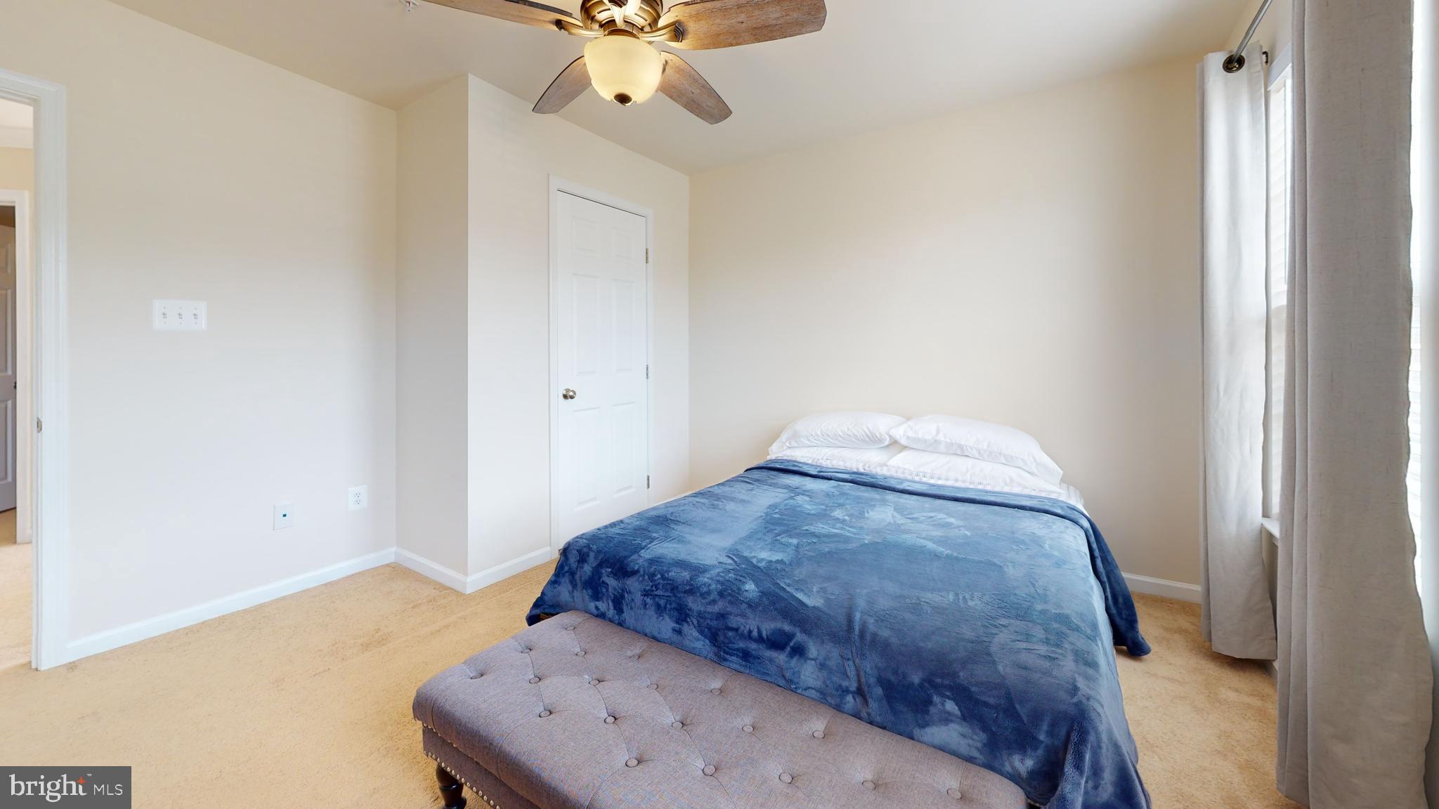 BRENTWOOD - Residential