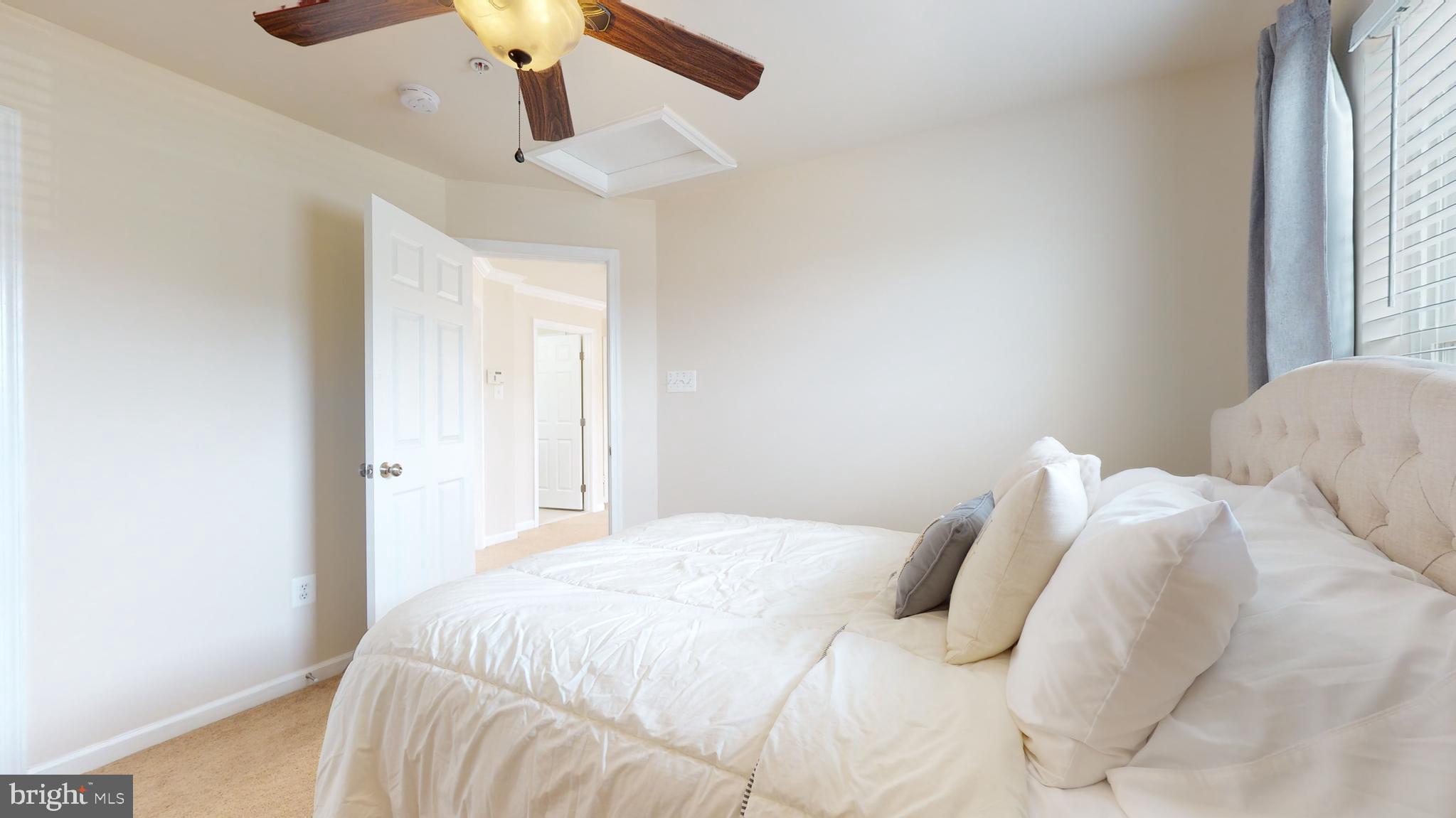 BRENTWOOD - Residential