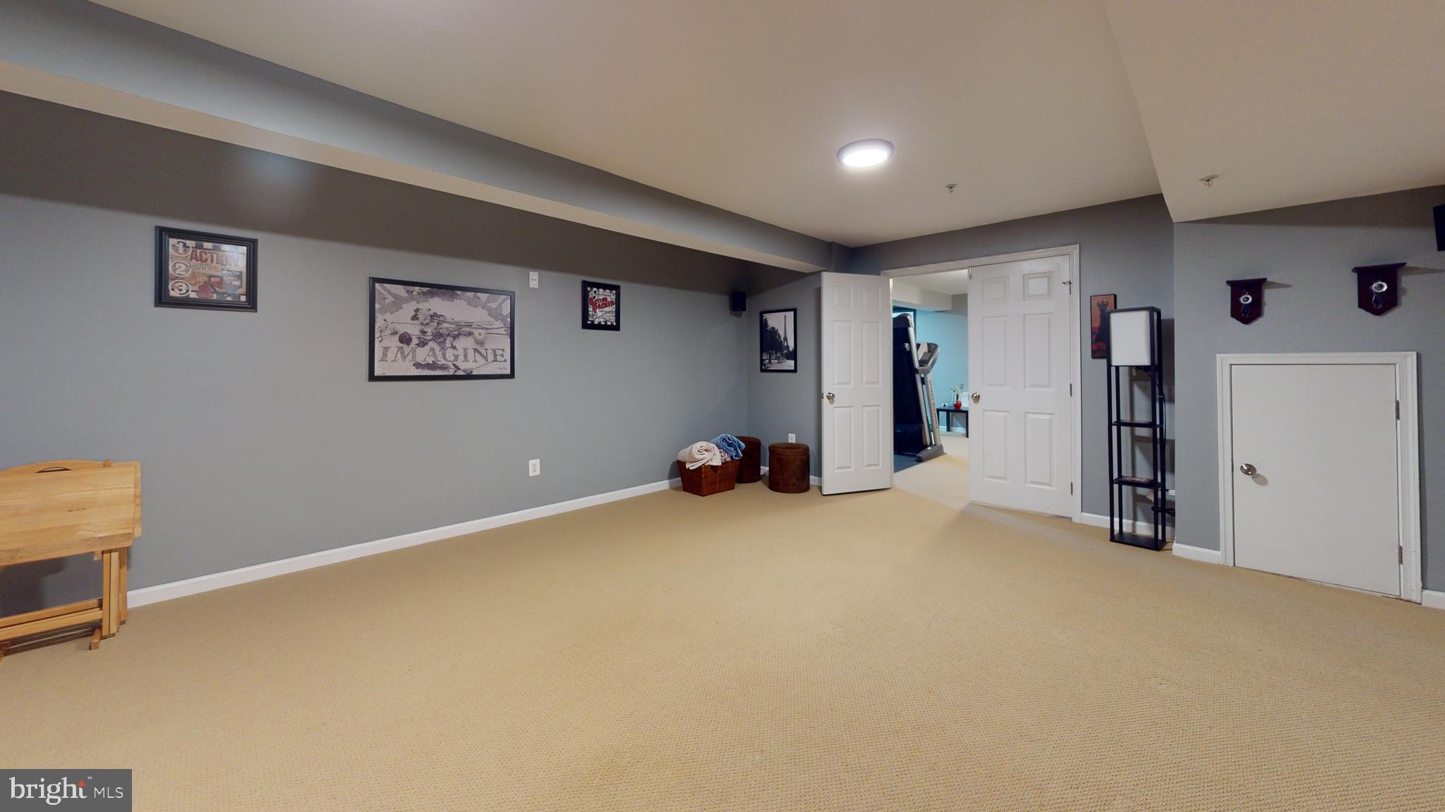 BRENTWOOD - Residential