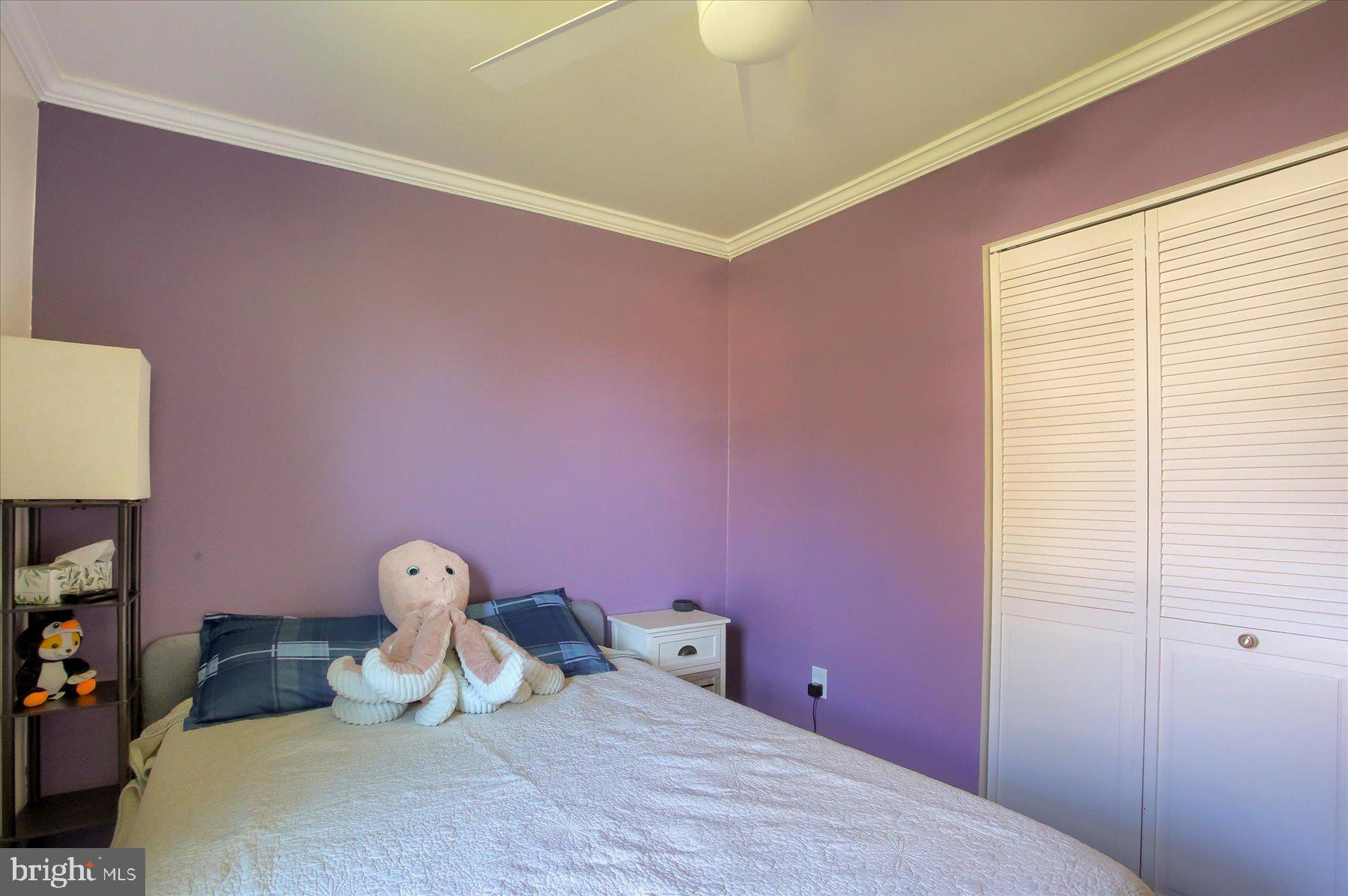 CENTER SQUARE - Residential